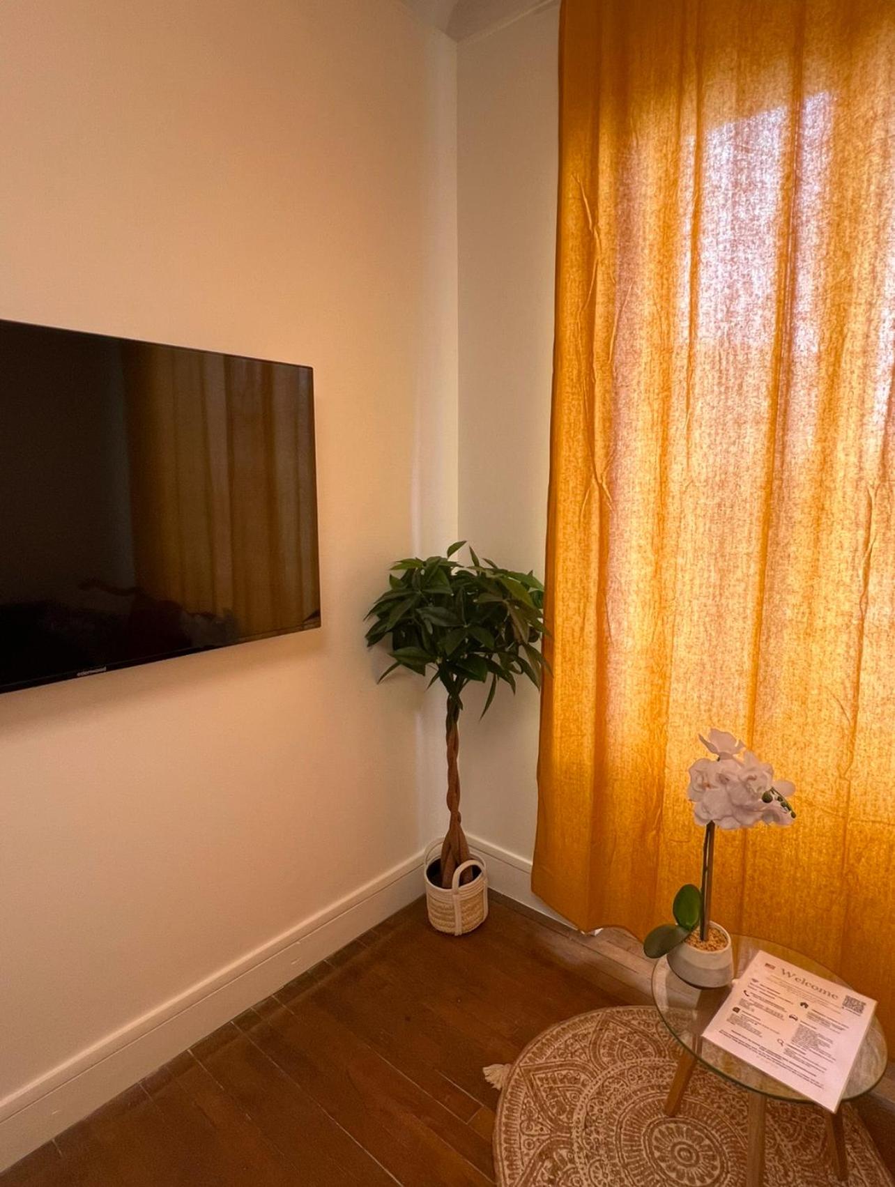 PARIS-MONTROUGE Magnifique Studio Appartement de 35m2 - très cosy pour 1 à 6 personnes refait à neuf - ENTIRE APARTMENT LUXURIOUS AND WARM - Montrouge Pari