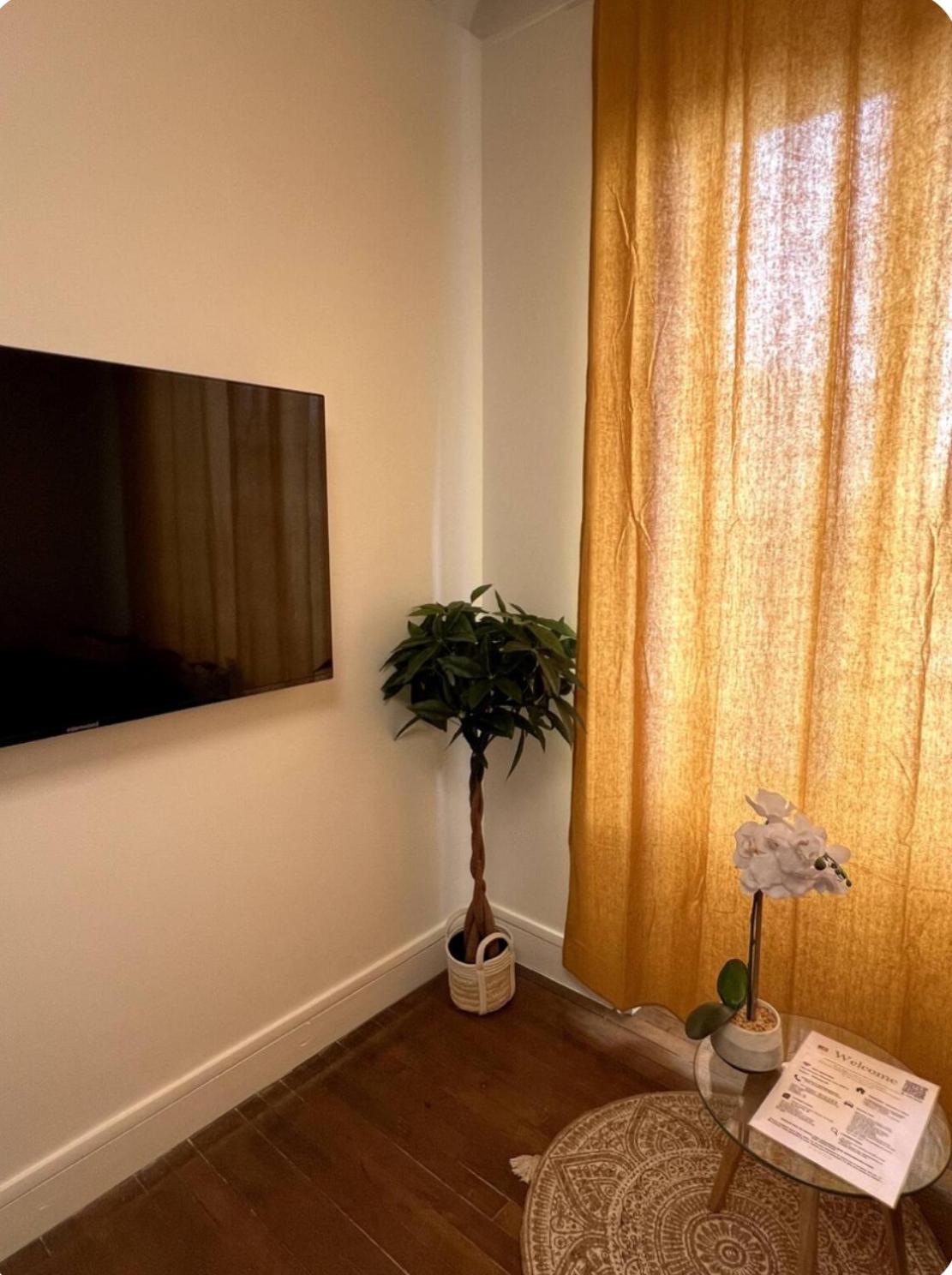 PARIS-MONTROUGE Magnifique Studio Appartement de 35m2 - très cosy pour 1 à 6 personnes refait à neuf - ENTIRE APARTMENT LUXURIOUS AND WARM - Montrouge Pari