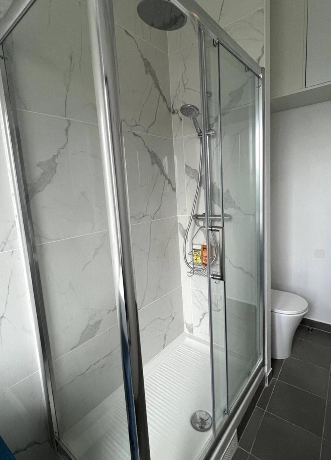 PARIS-MONTROUGE Magnifique Studio Appartement de 35m2 - très cosy pour 1 à 6 personnes refait à neuf - ENTIRE APARTMENT LUXURIOUS AND WARM - Montrouge Pari