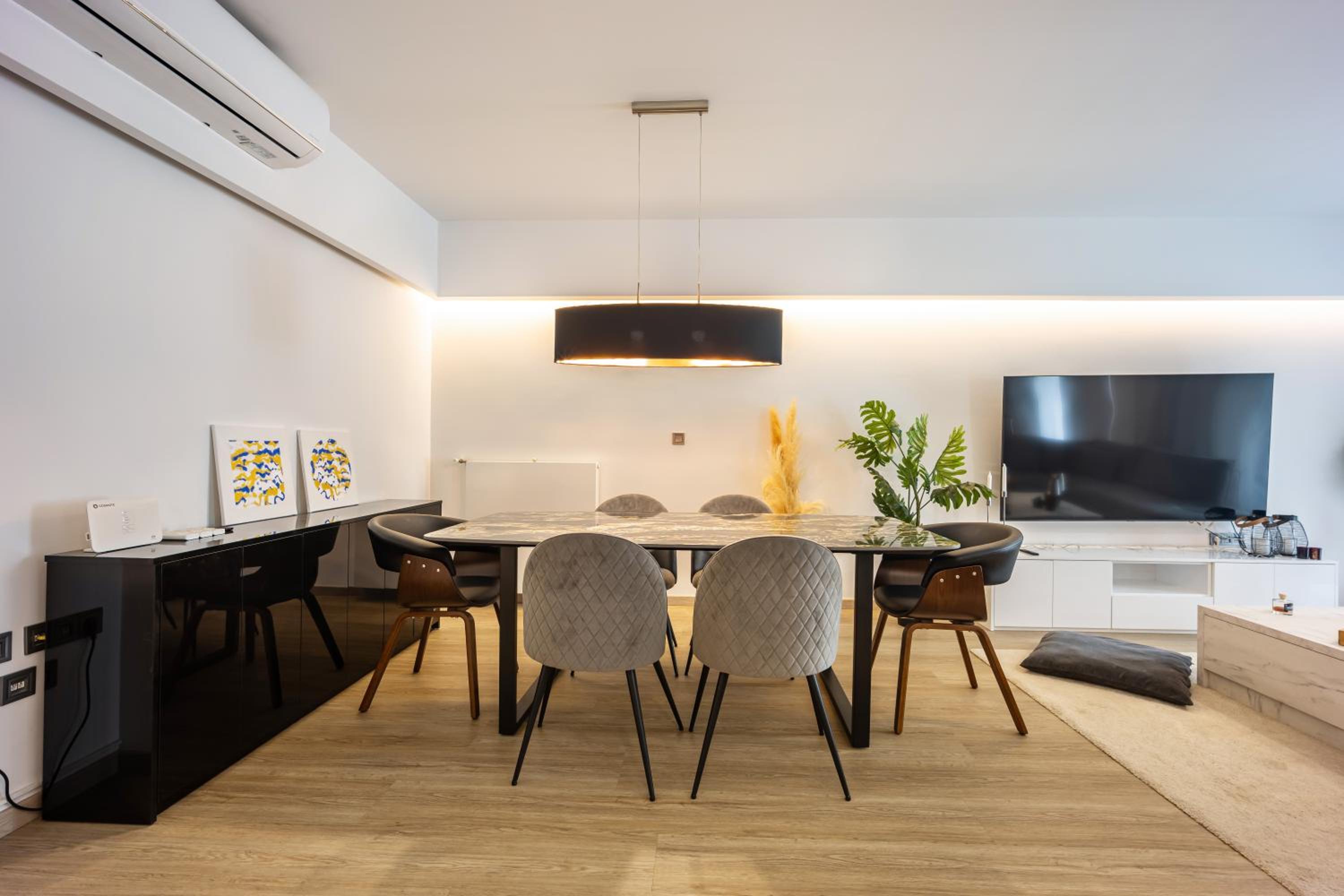 Luxury 3-bedroom Apartment Athens Nea Smirni