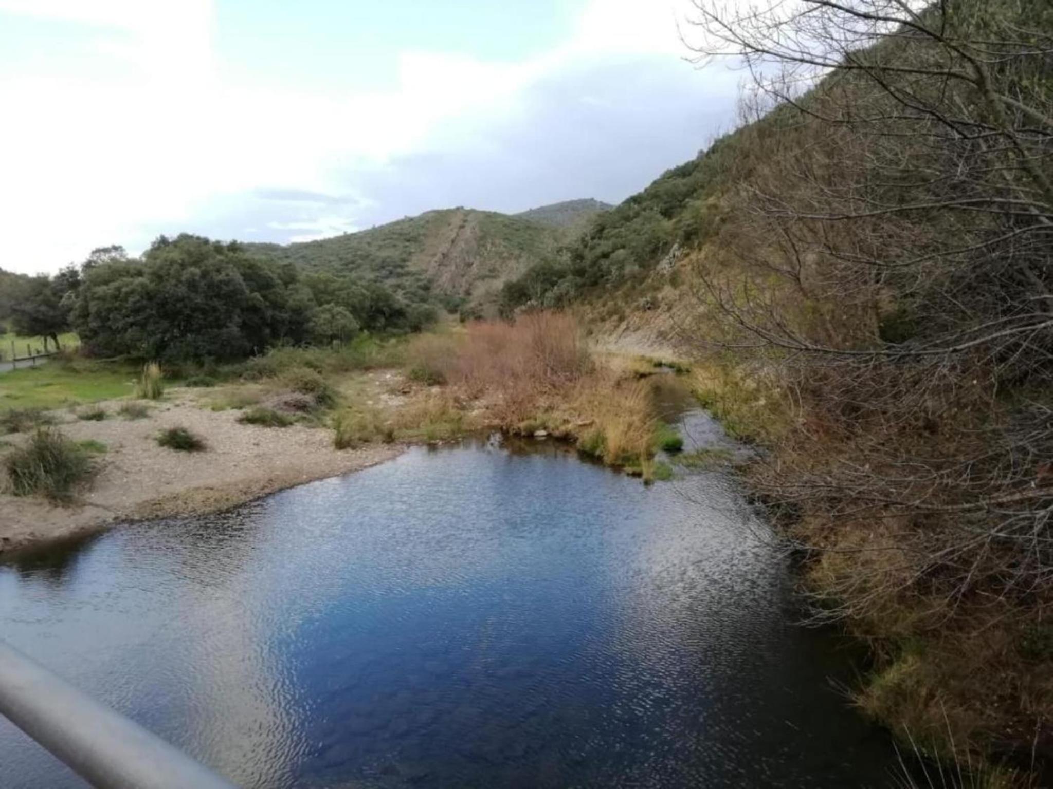 Cottage in Navas de Estena with Pool & Jacuzzi