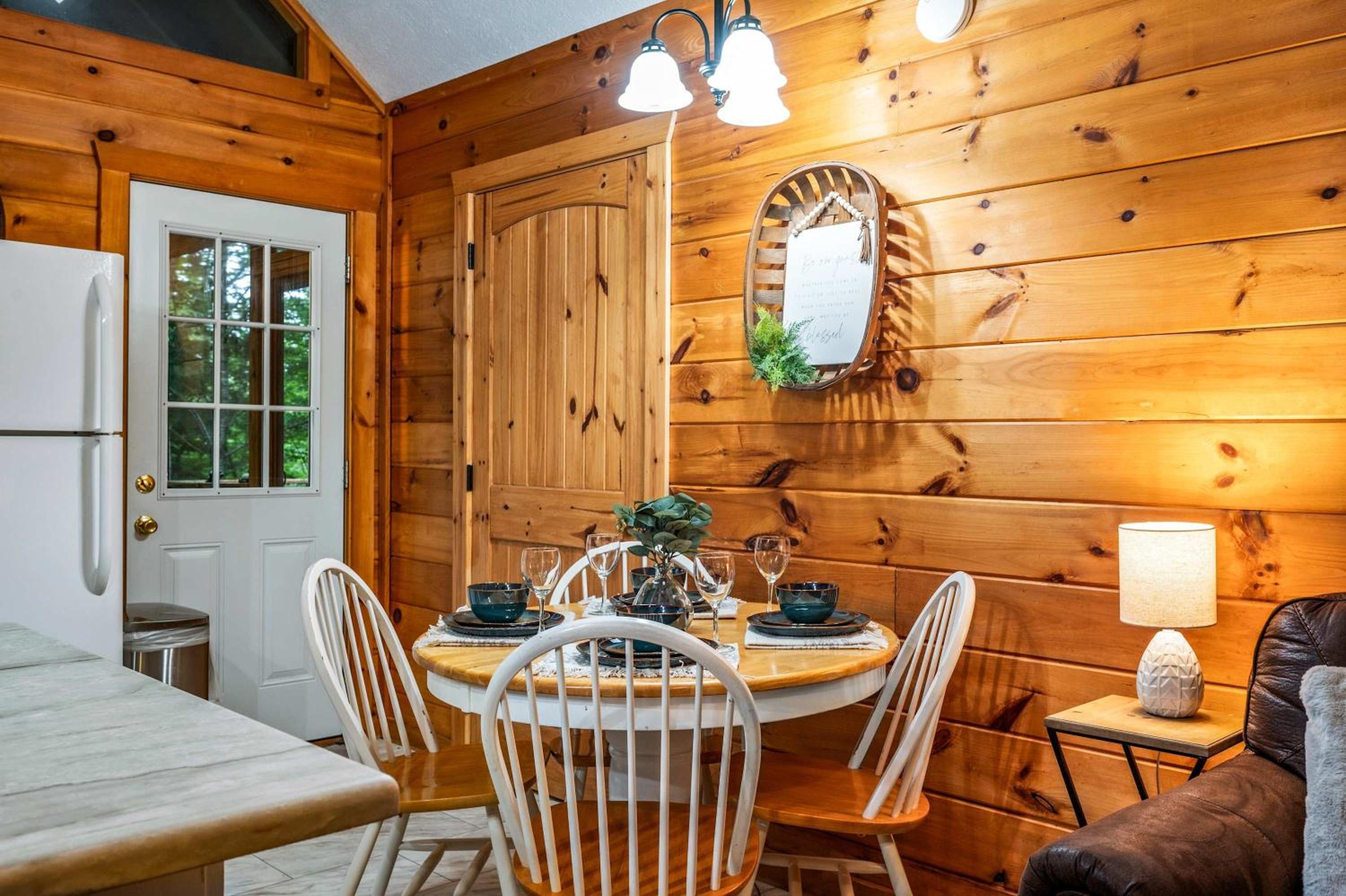 Serene Escape Minutes from Smoky Mountain Fun