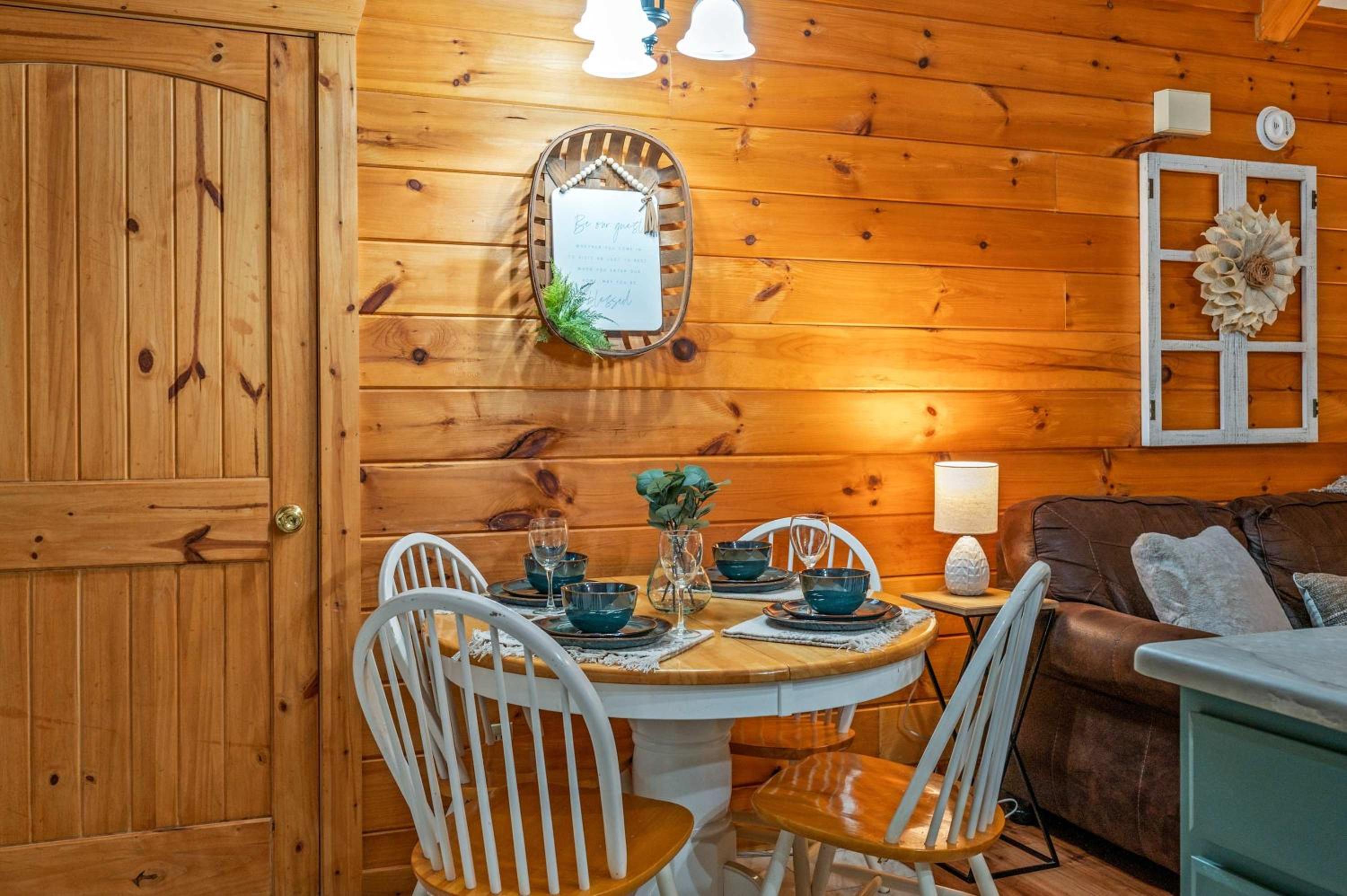 Serene Escape Minutes from Smoky Mountain Fun