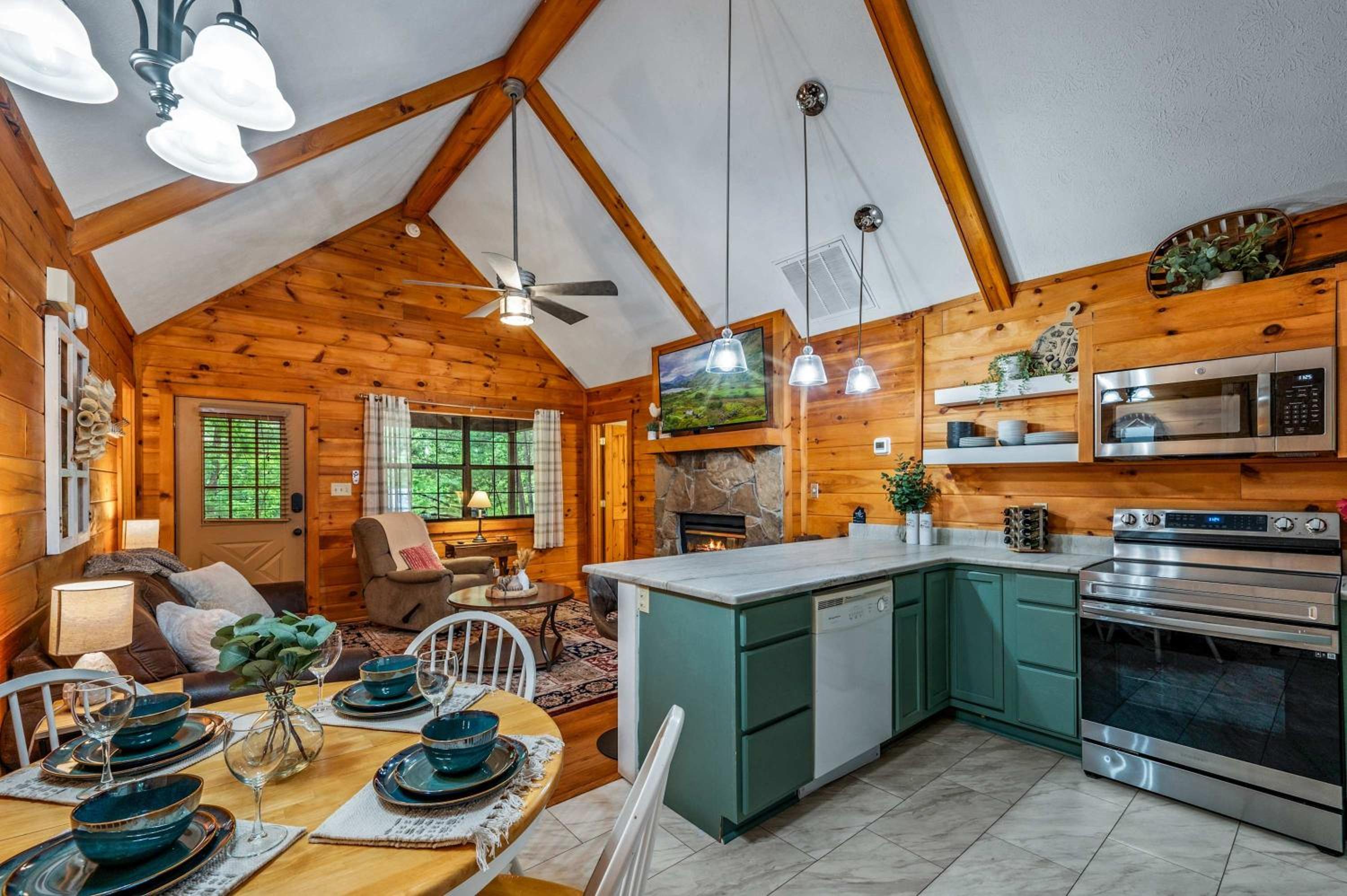 Serene Escape Minutes from Smoky Mountain Fun