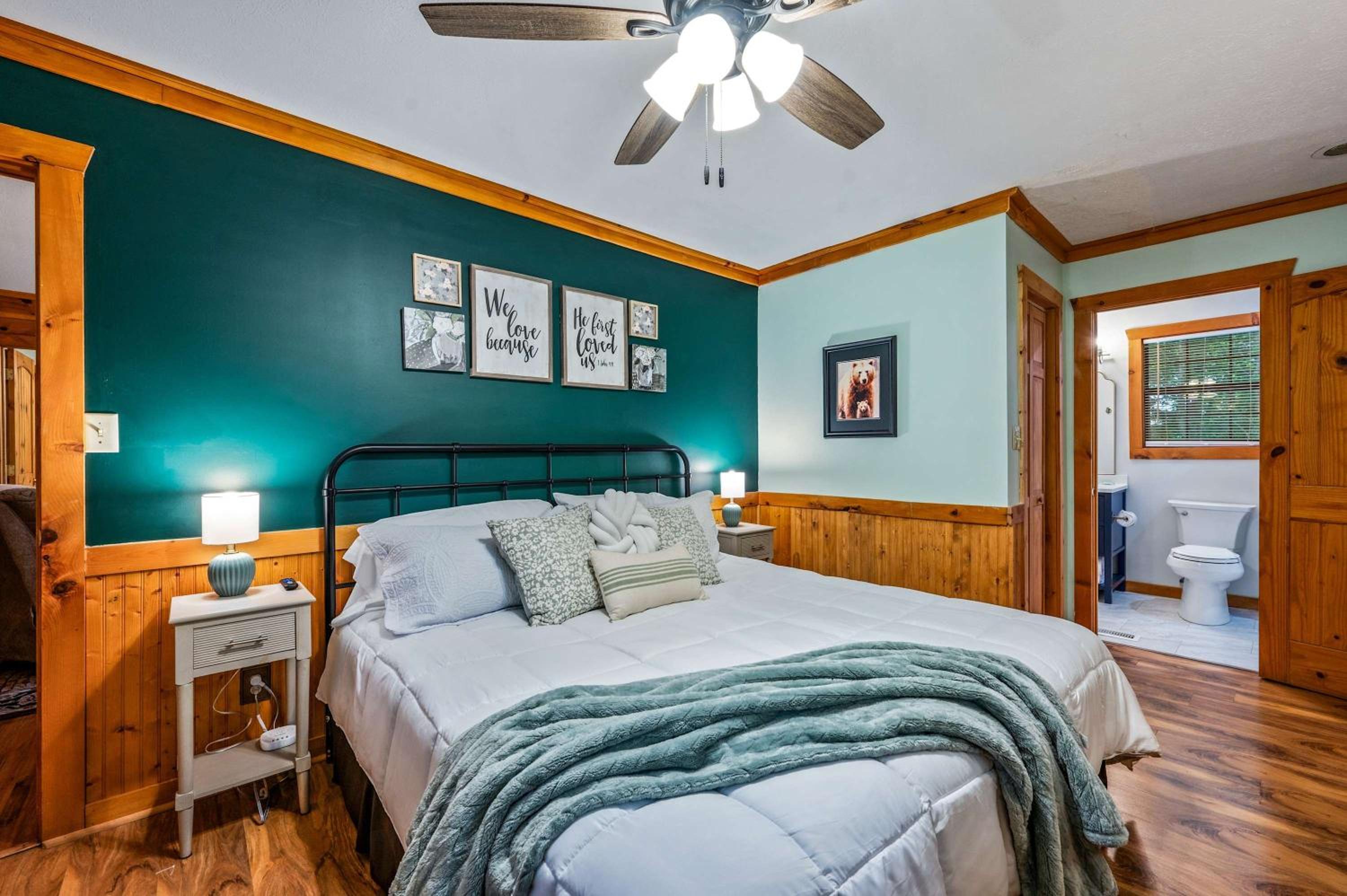 Serene Escape Minutes from Smoky Mountain Fun