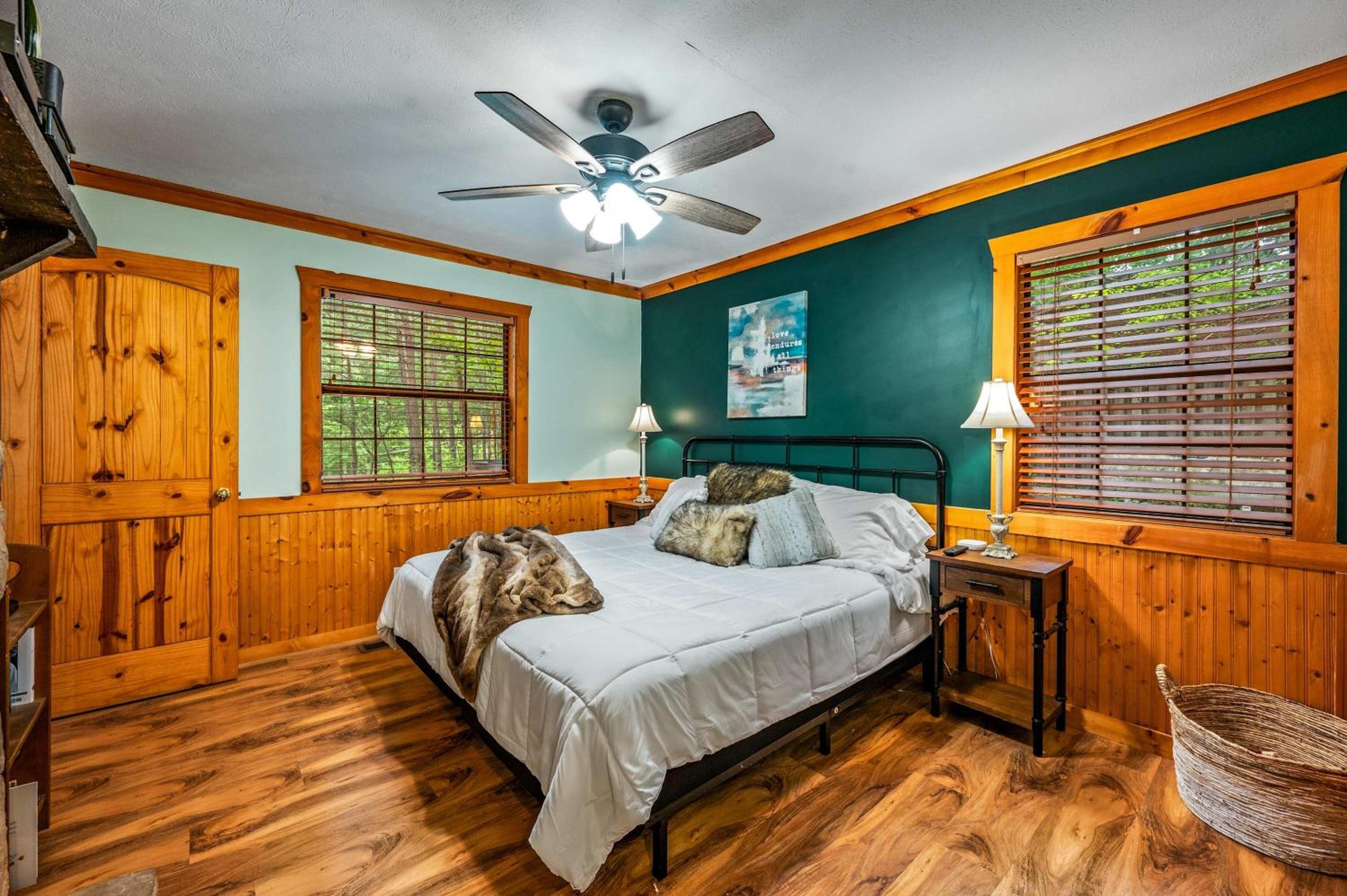 Serene Escape Minutes from Smoky Mountain Fun