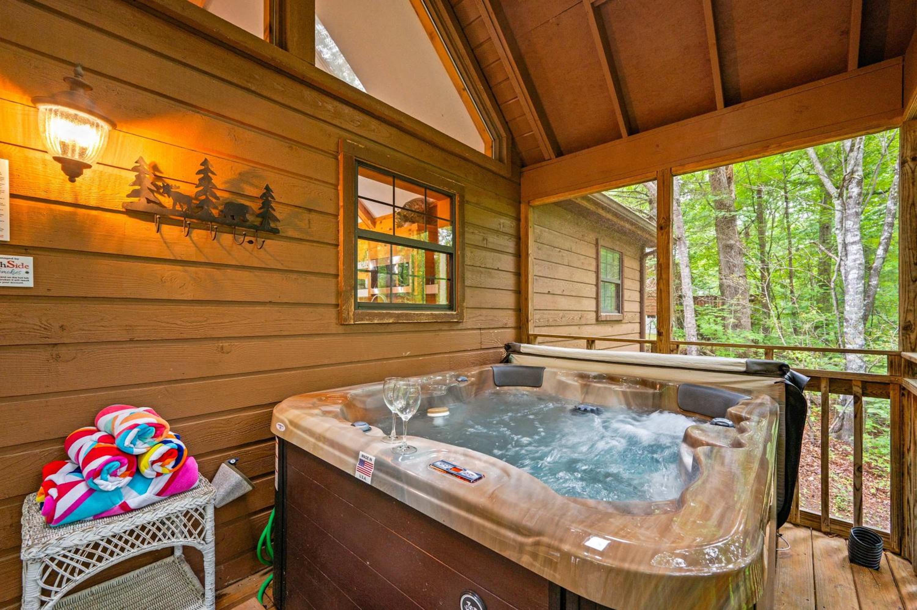 Serene Escape Minutes from Smoky Mountain Fun