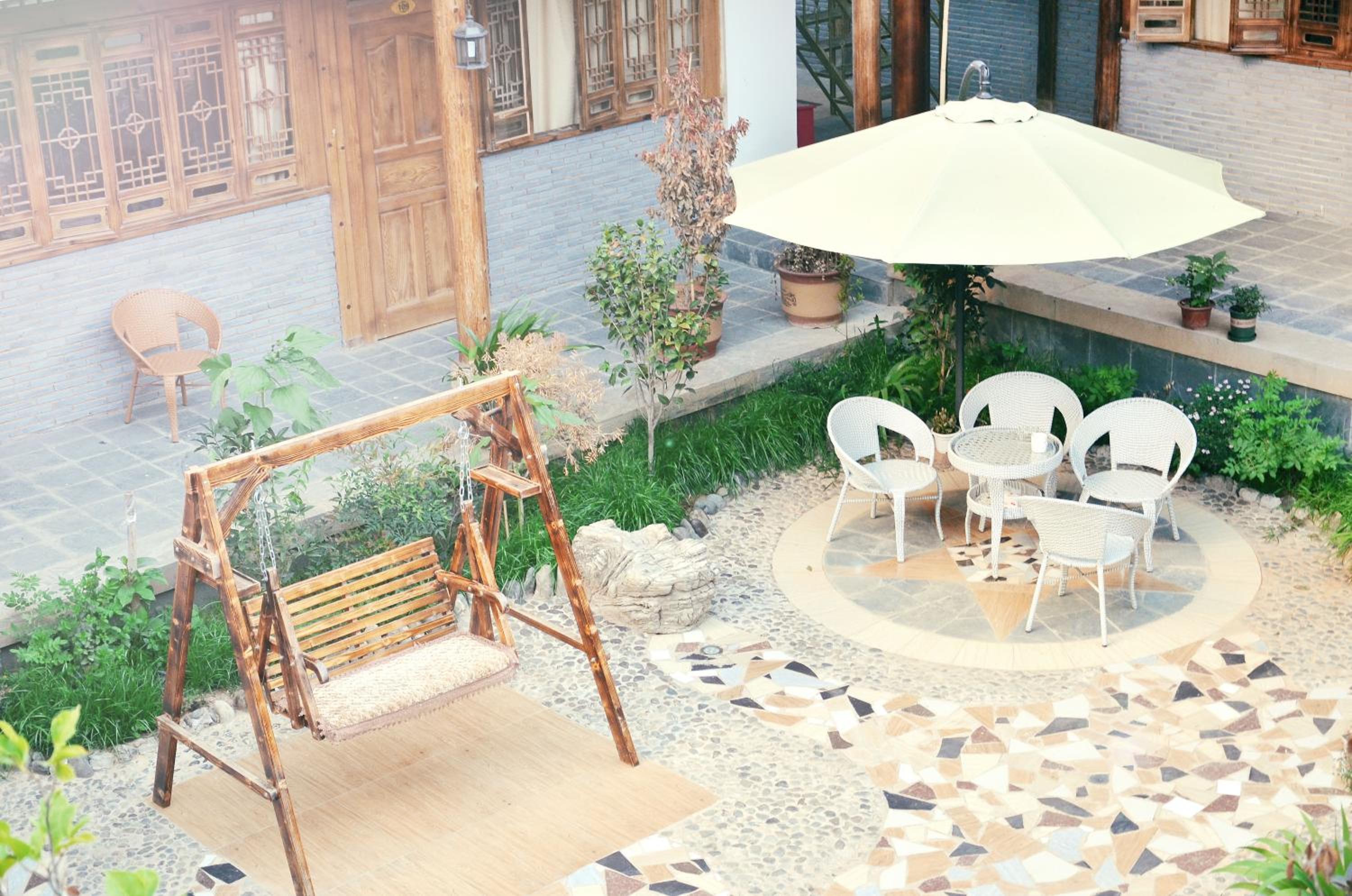 Tourist Courtyard Hotel
