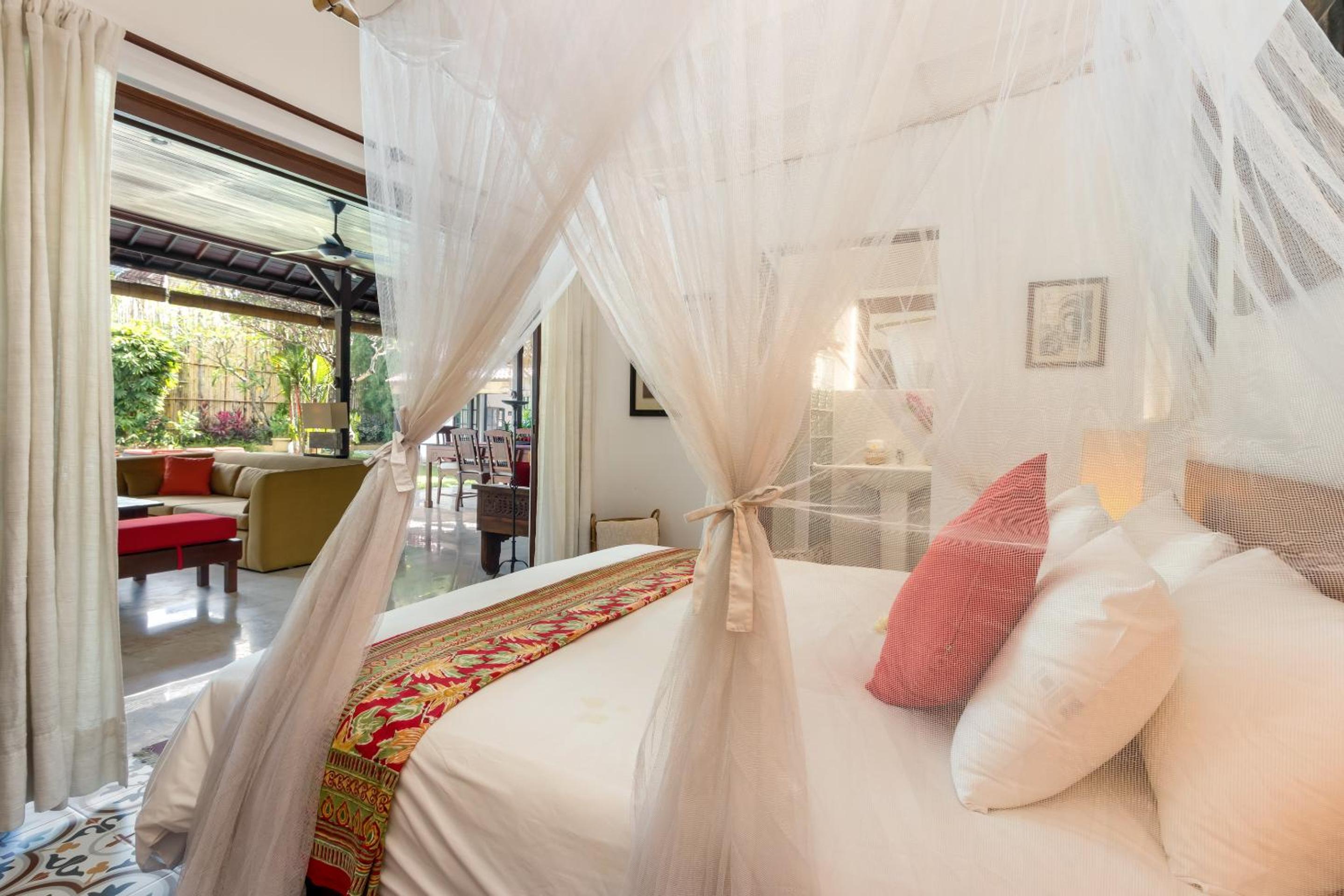 Villa Delapan Seminyak