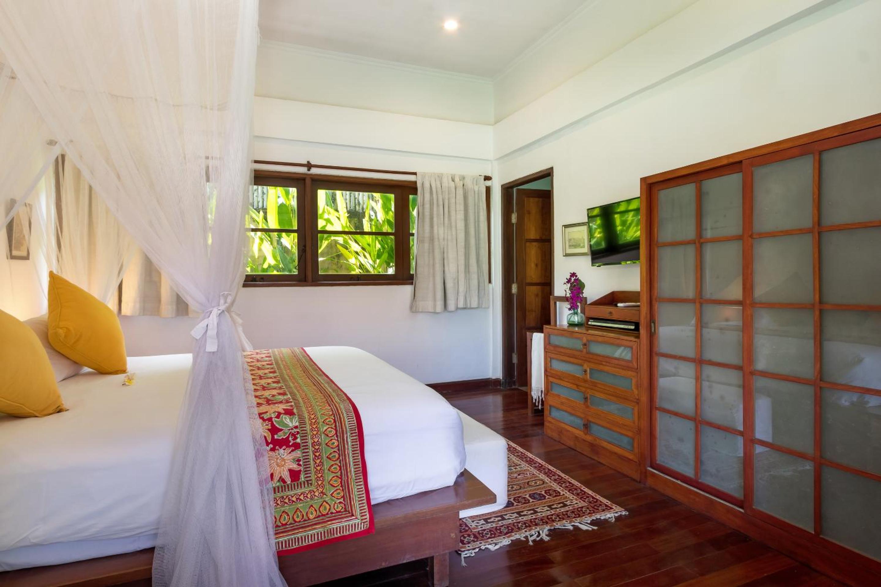 Villa Delapan Seminyak
