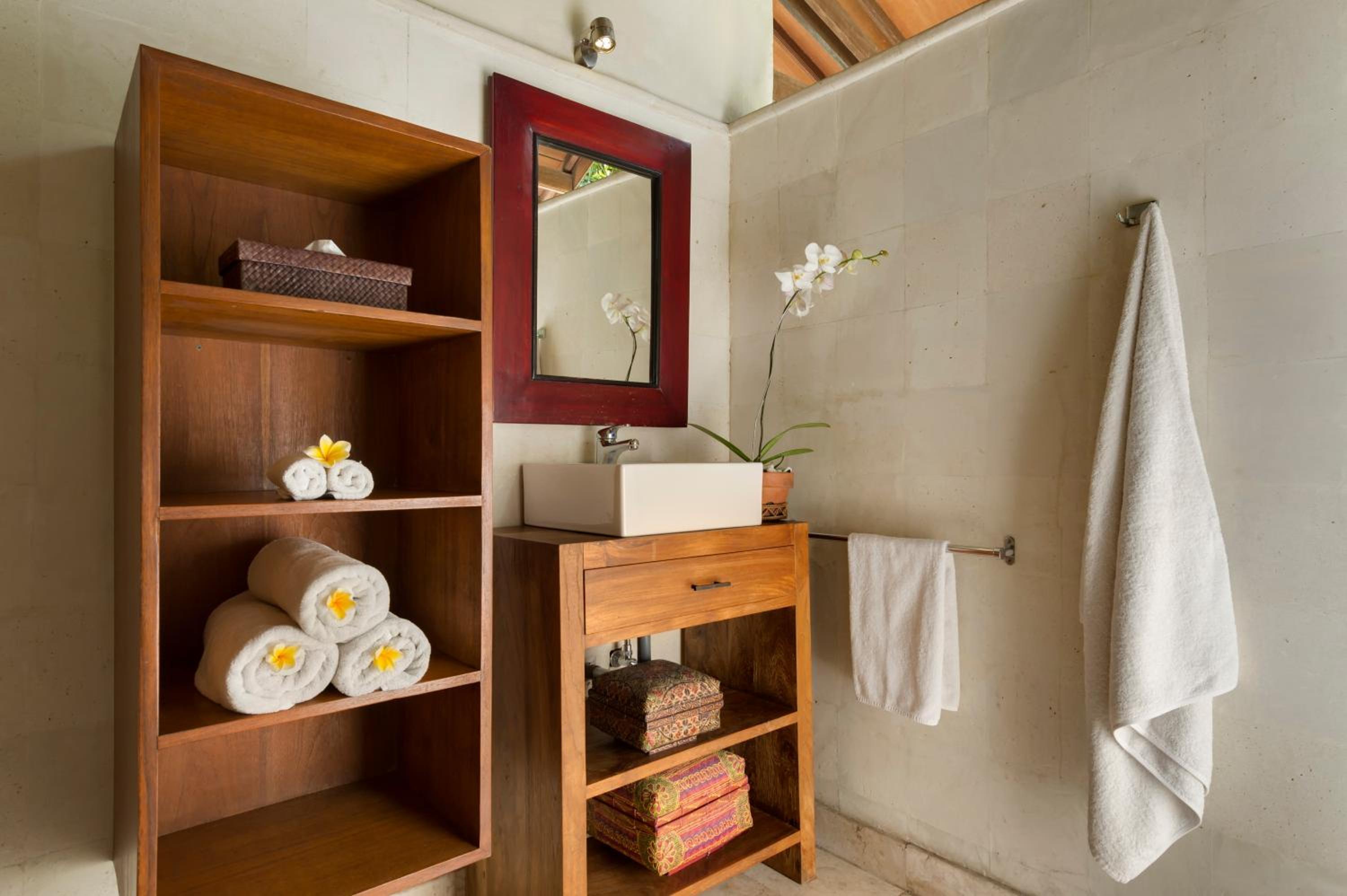 Villa Delapan Seminyak