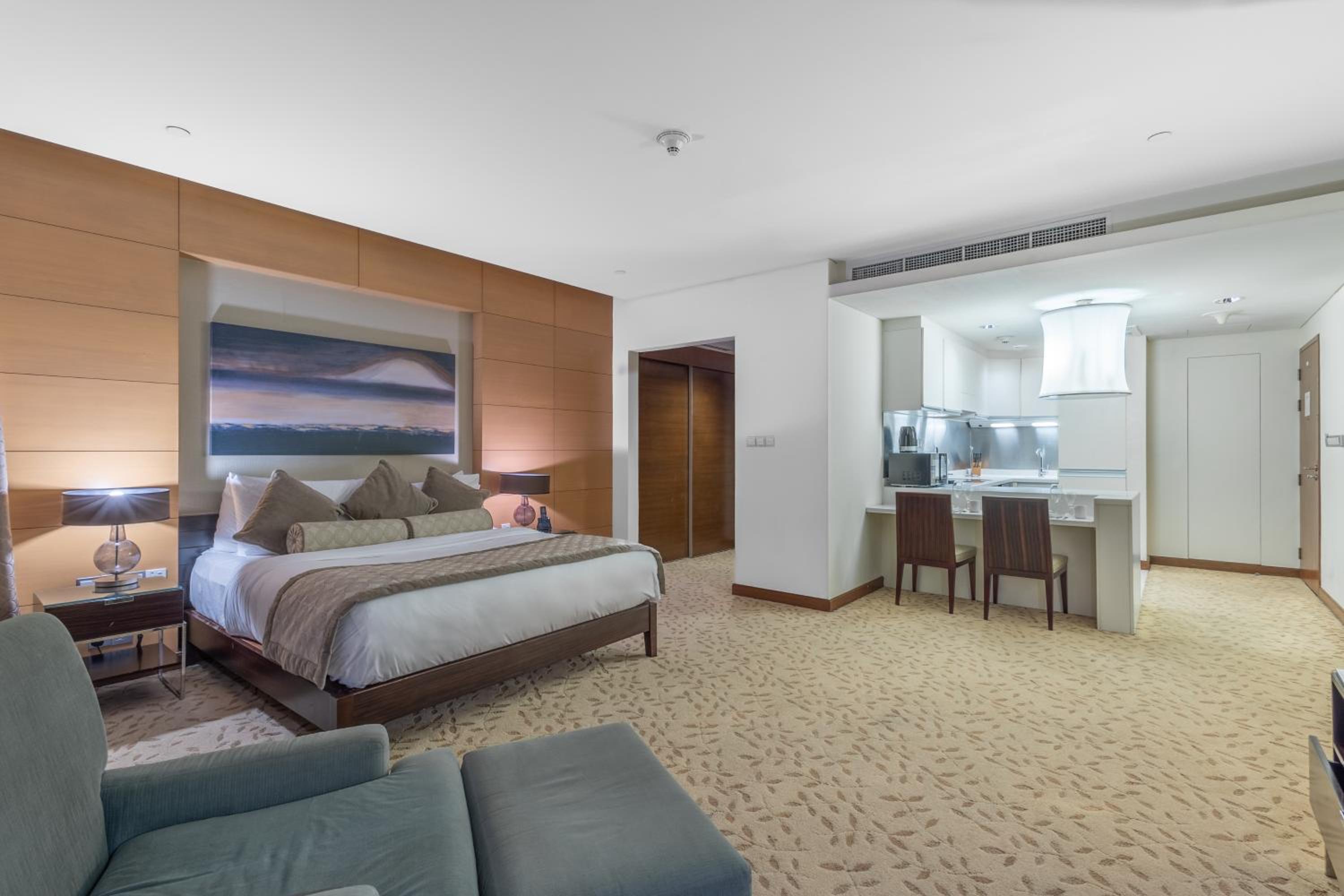 SuperHost EMAAR Residences Fashion Avenue - Former Address Dubai Mall Studio's & 1 BR