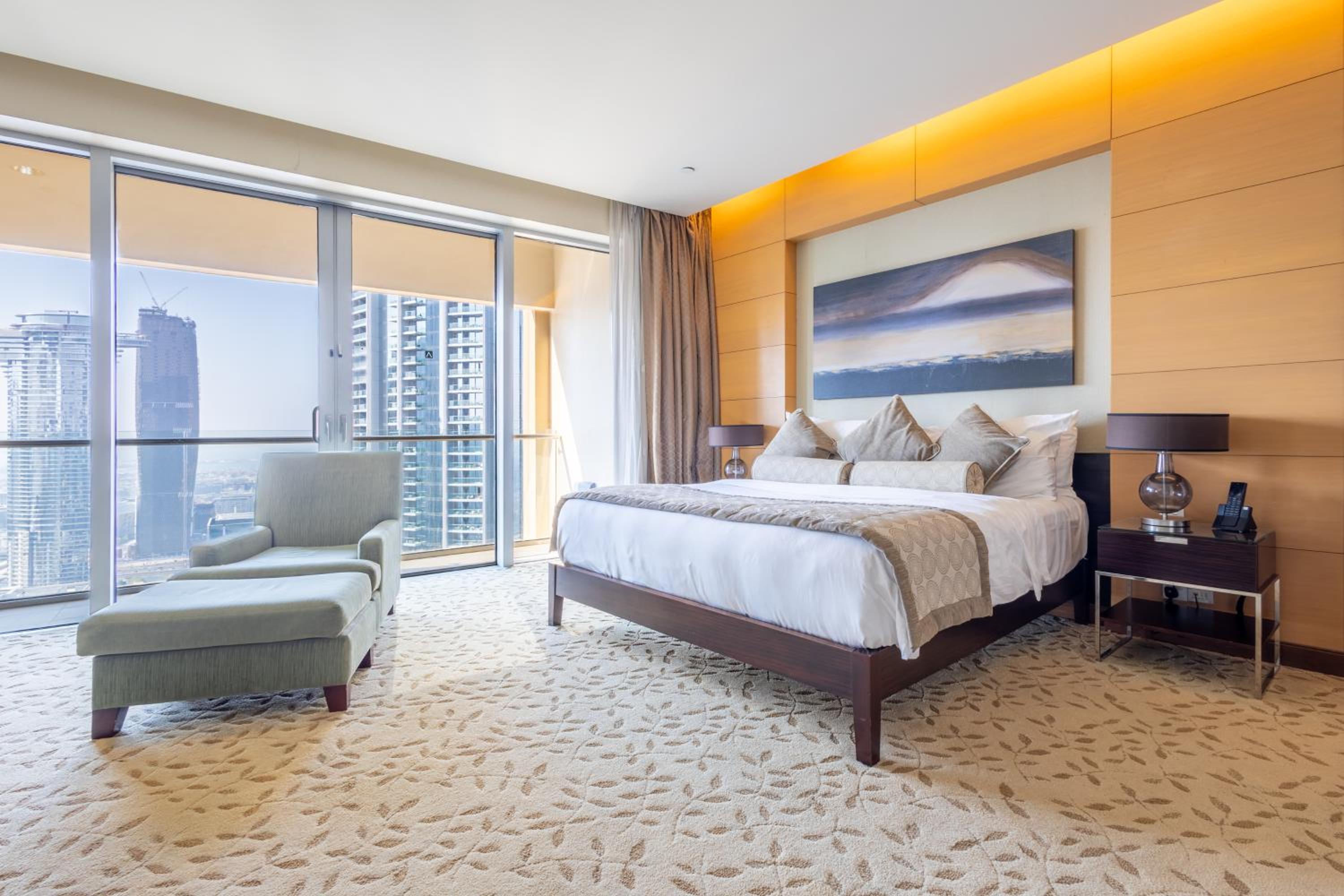 SuperHost EMAAR Residences Fashion Avenue - Former Address Dubai Mall Studio's & 1 BR