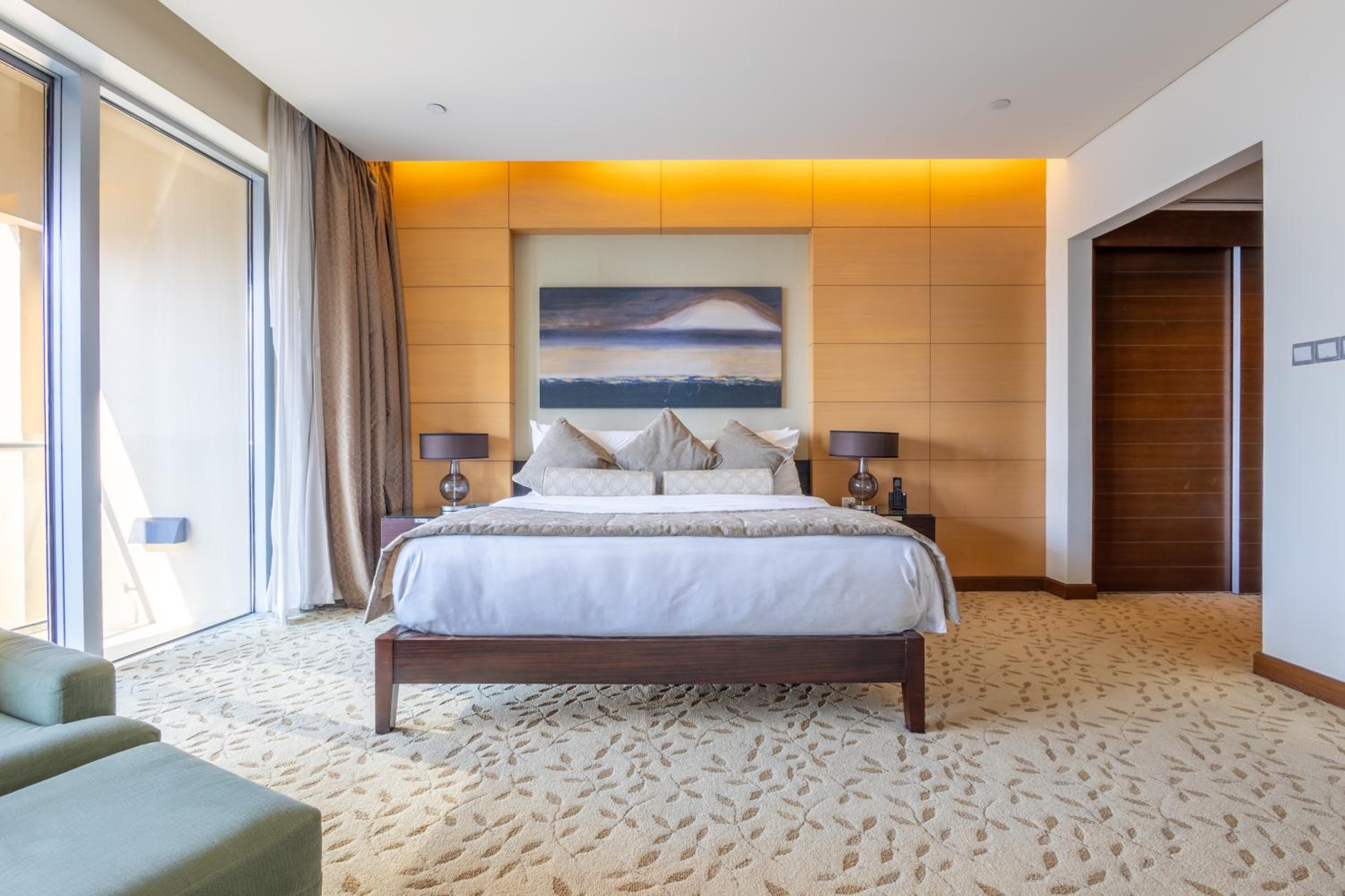 SuperHost EMAAR Residences Fashion Avenue - Former Address Dubai Mall Studio's & 1 BR