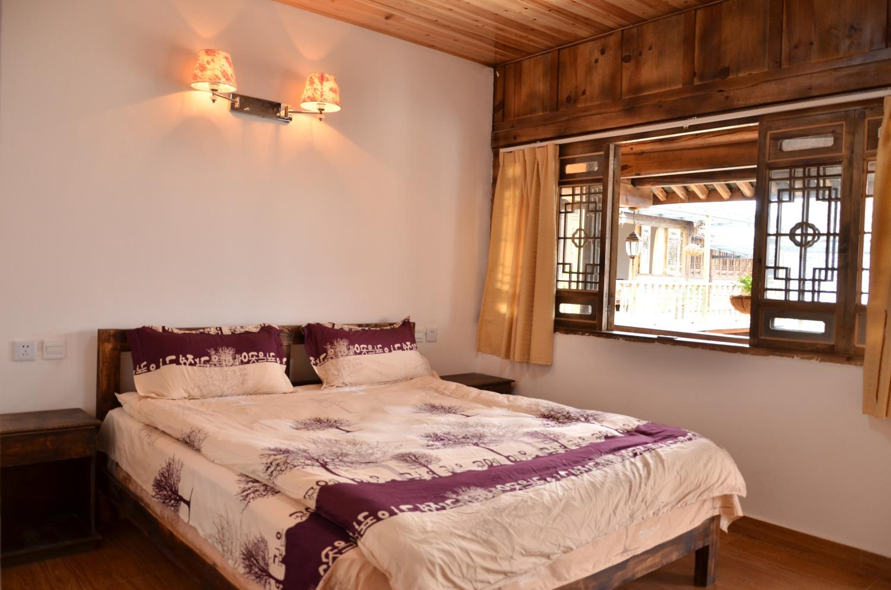 Tourist Courtyard Hotel