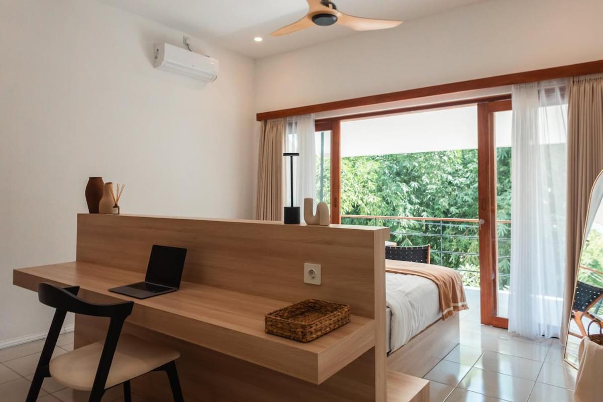 NMBR Four - New 2BR Stylish villa with private Pool & Garden