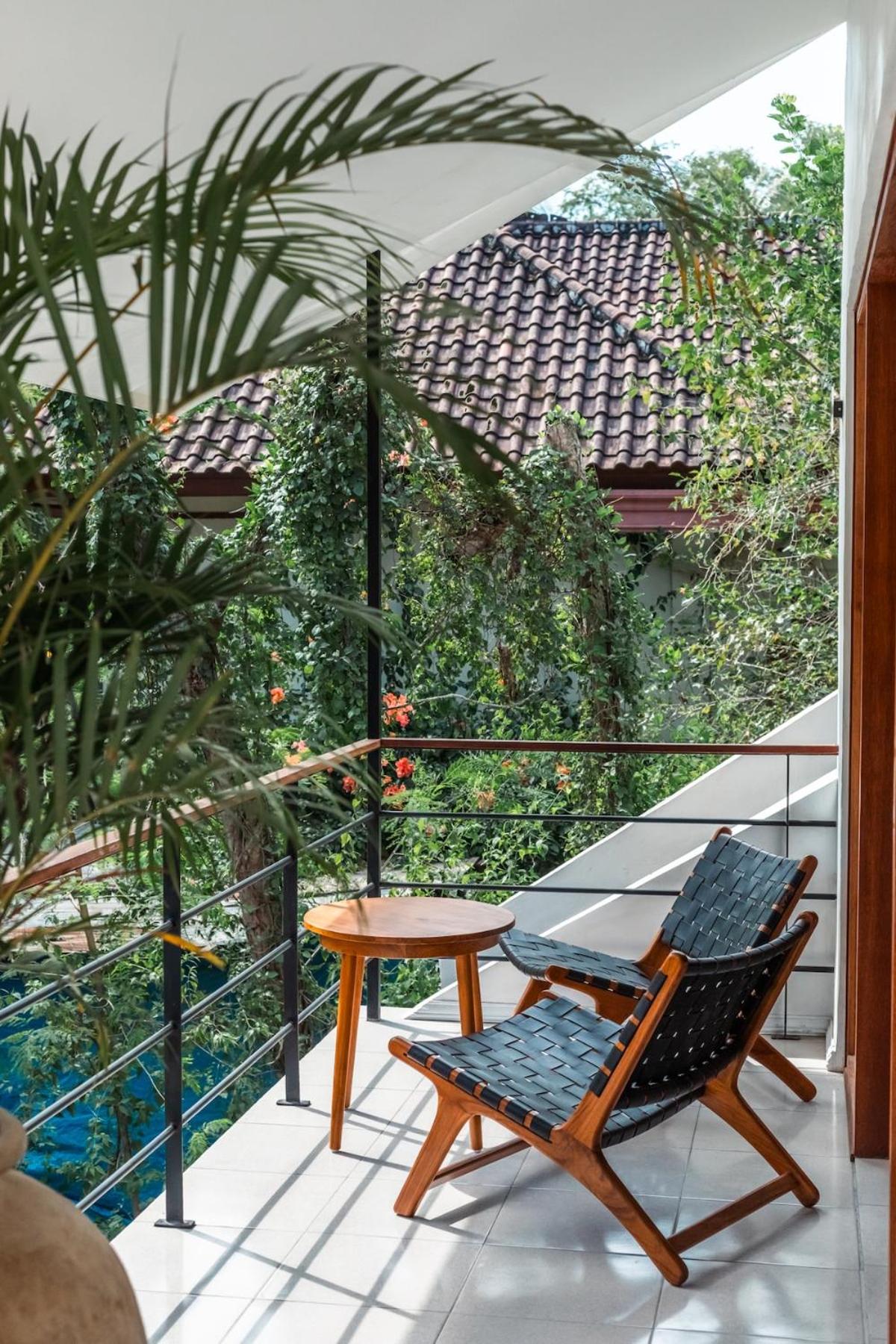 NMBR Four - New 2BR Stylish villa with private Pool & Garden