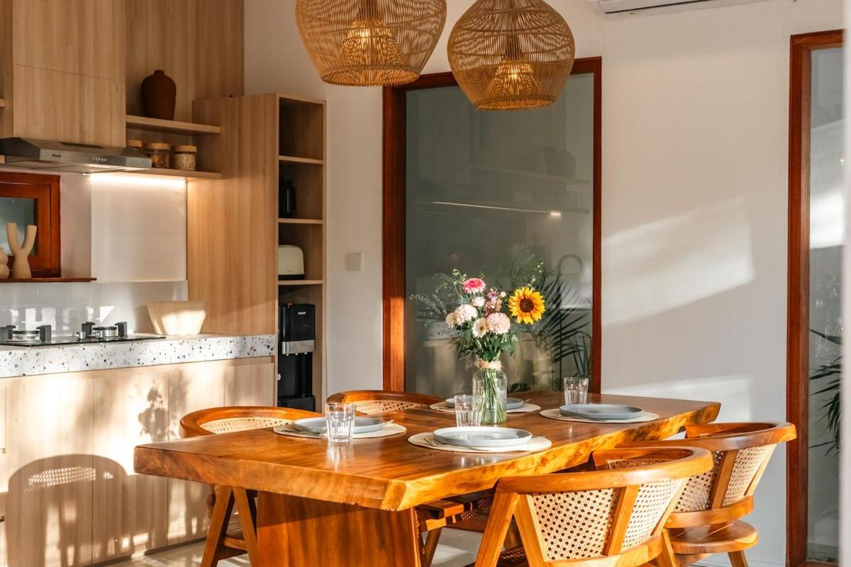 NMBR Four - New 2BR Stylish villa with private Pool & Garden