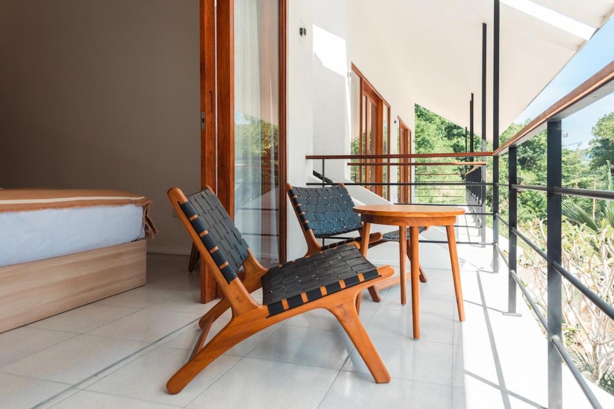 NMBR Four - New 2BR Stylish villa with private Pool & Garden