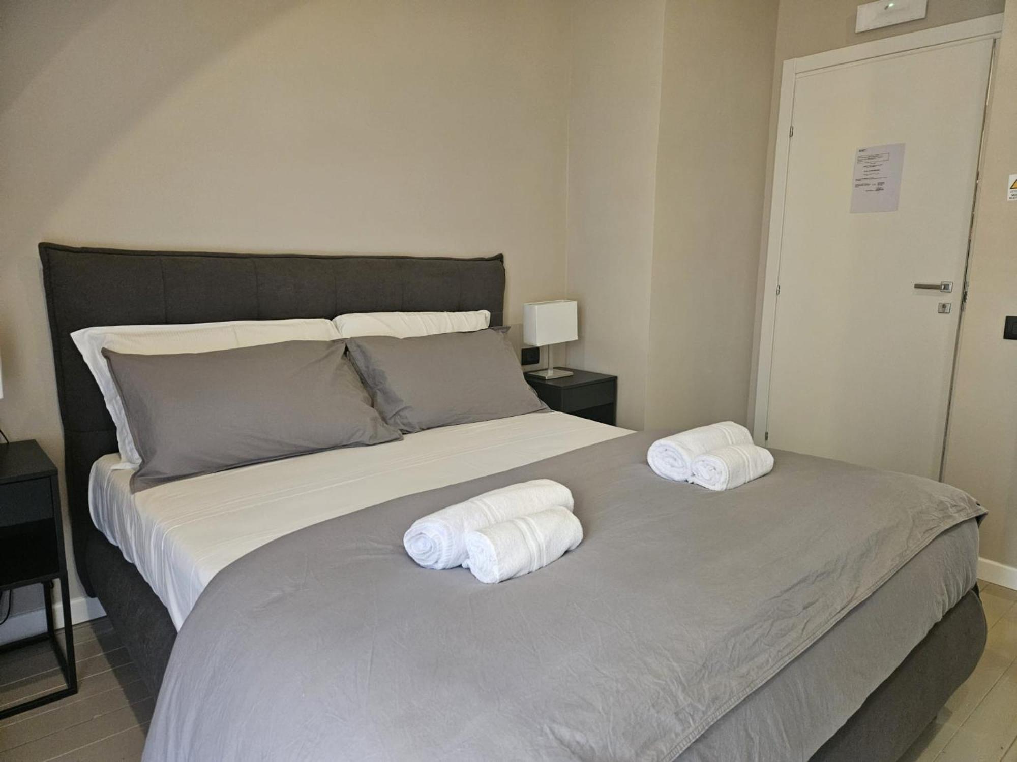 Be Your Home - Guest House Montegrappa Terrace