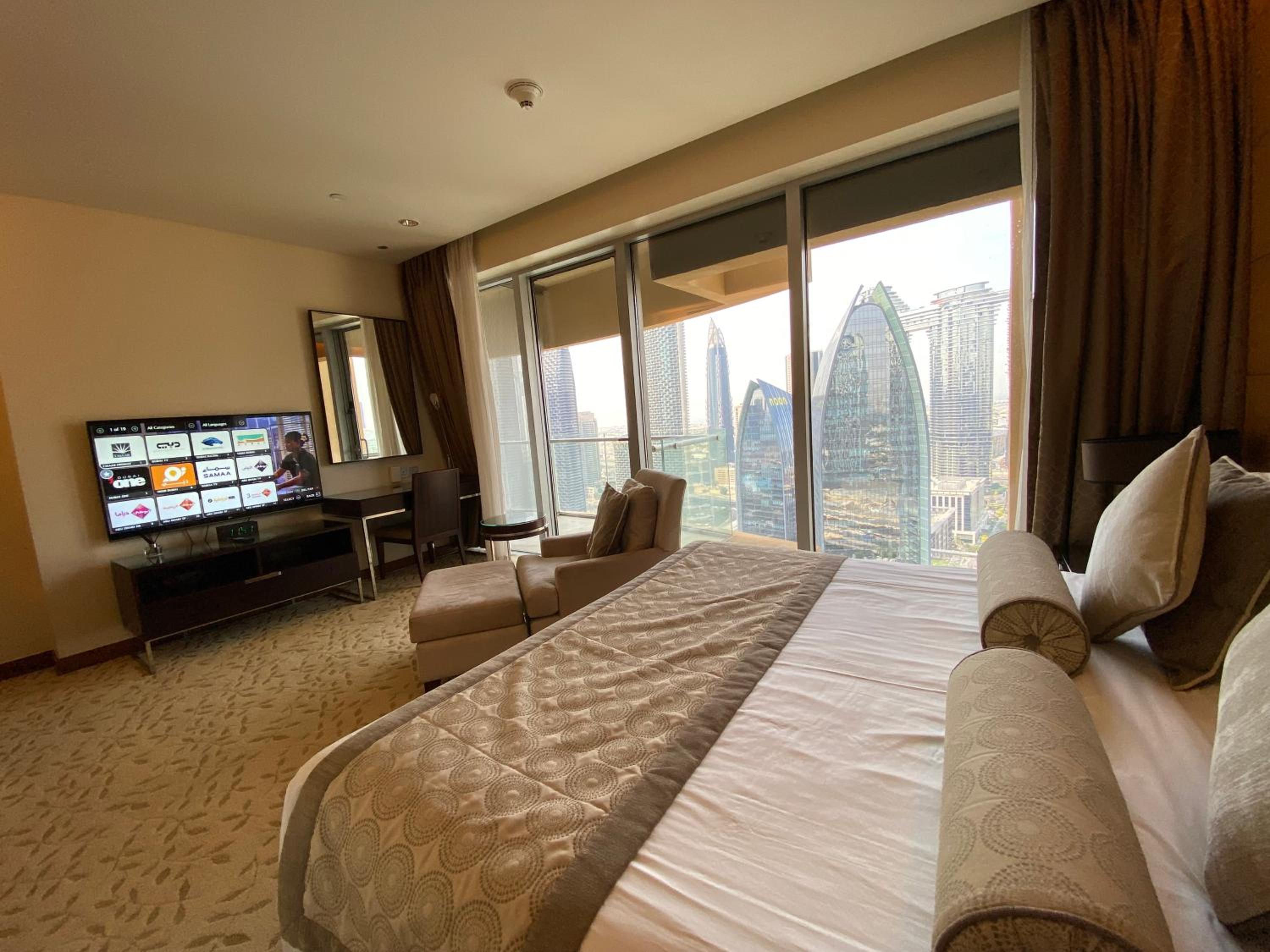 SuperHost EMAAR Residences Fashion Avenue - Former Address Dubai Mall Studio's & 1 BR