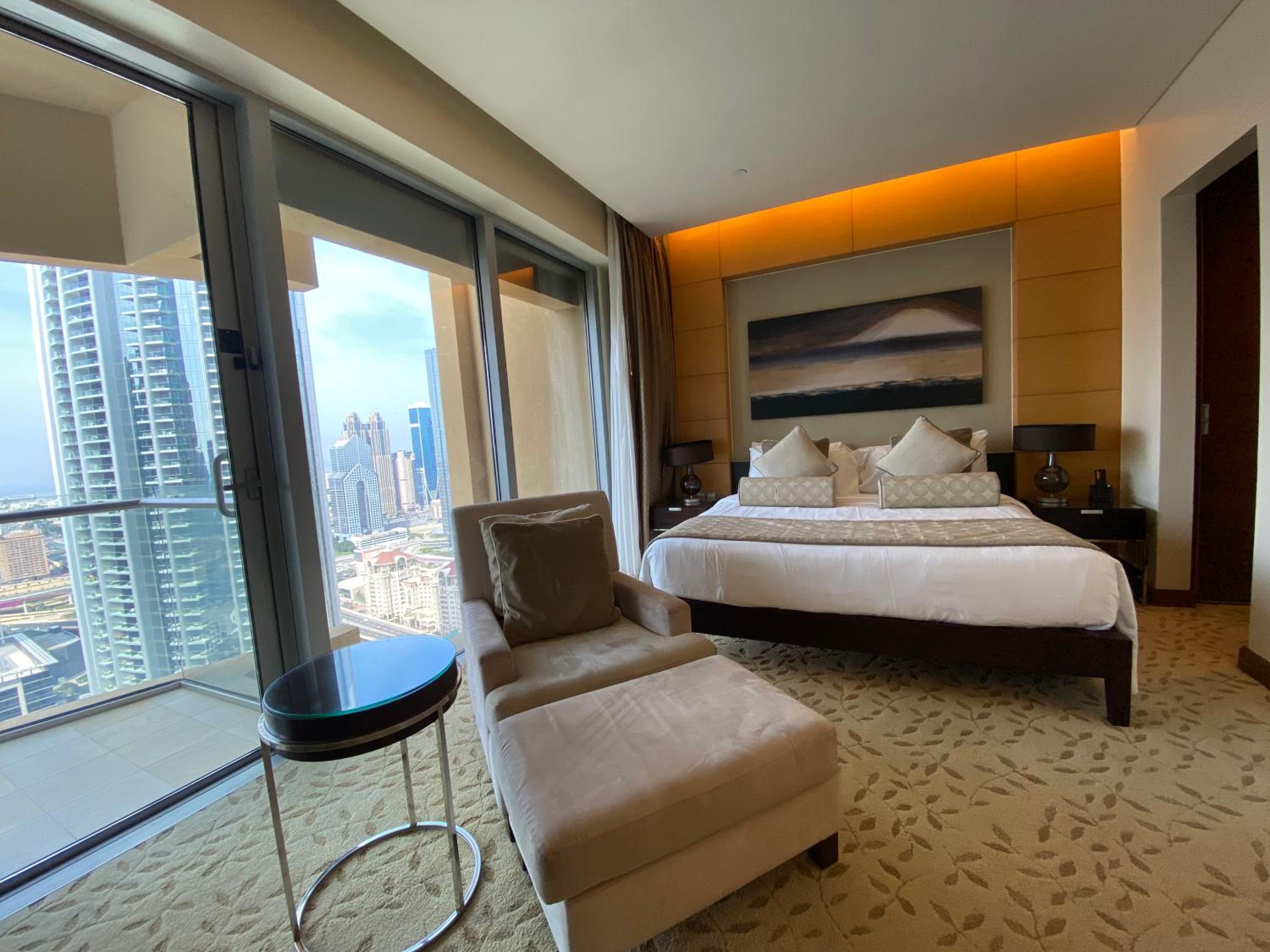 SuperHost EMAAR Residences Fashion Avenue - Former Address Dubai Mall Studio's & 1 BR