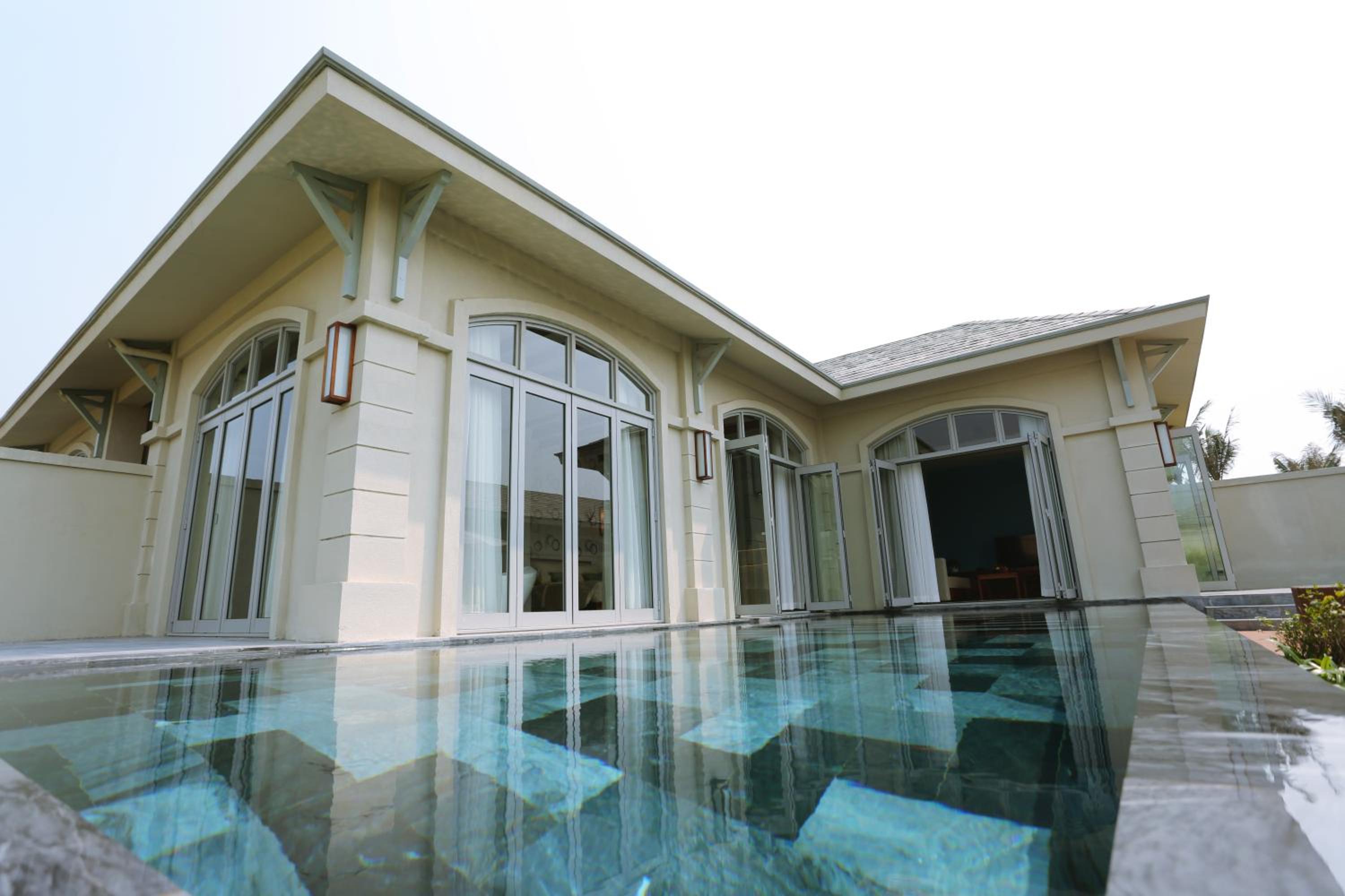 FLC Luxury Resort Samson