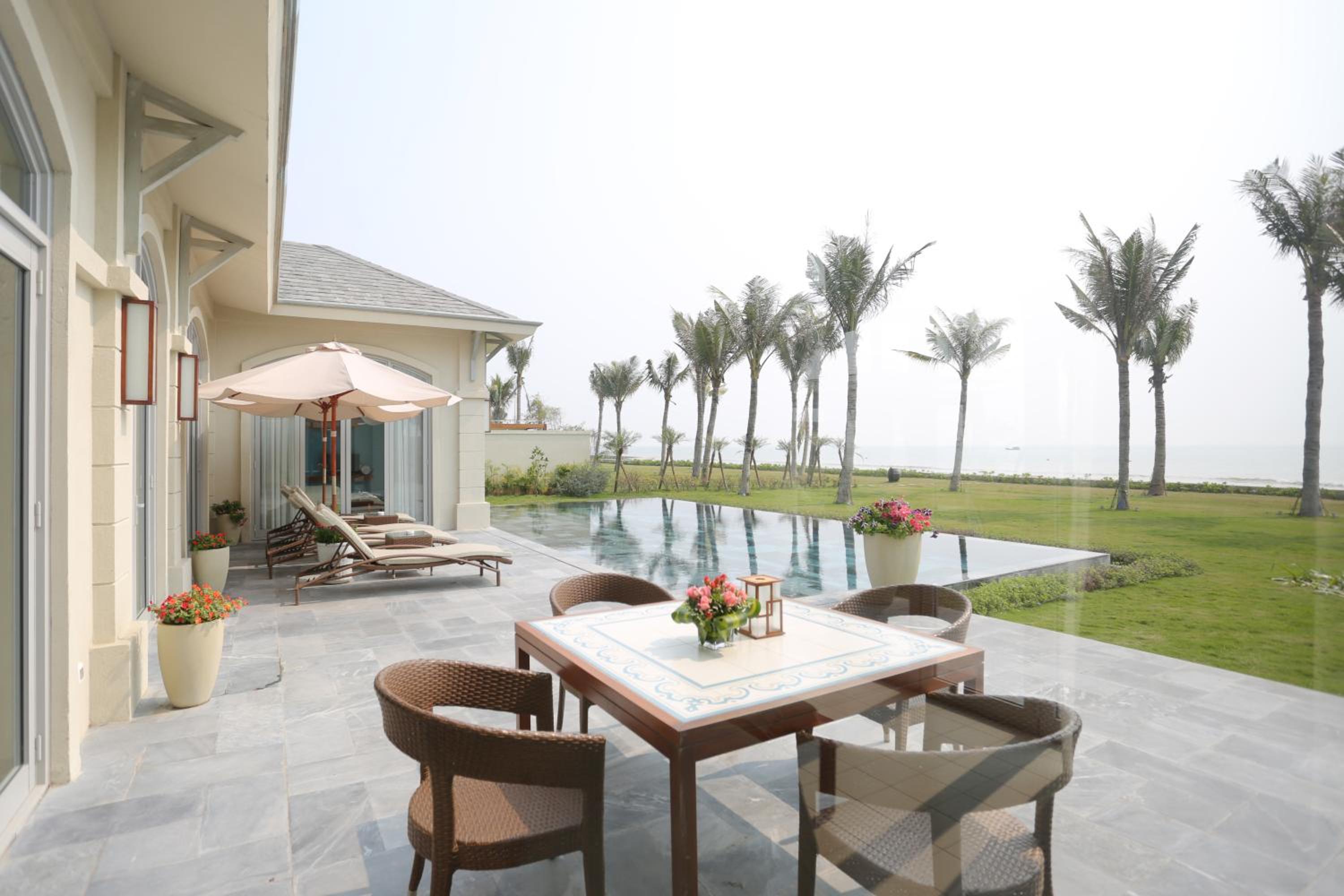 FLC Luxury Resort Samson