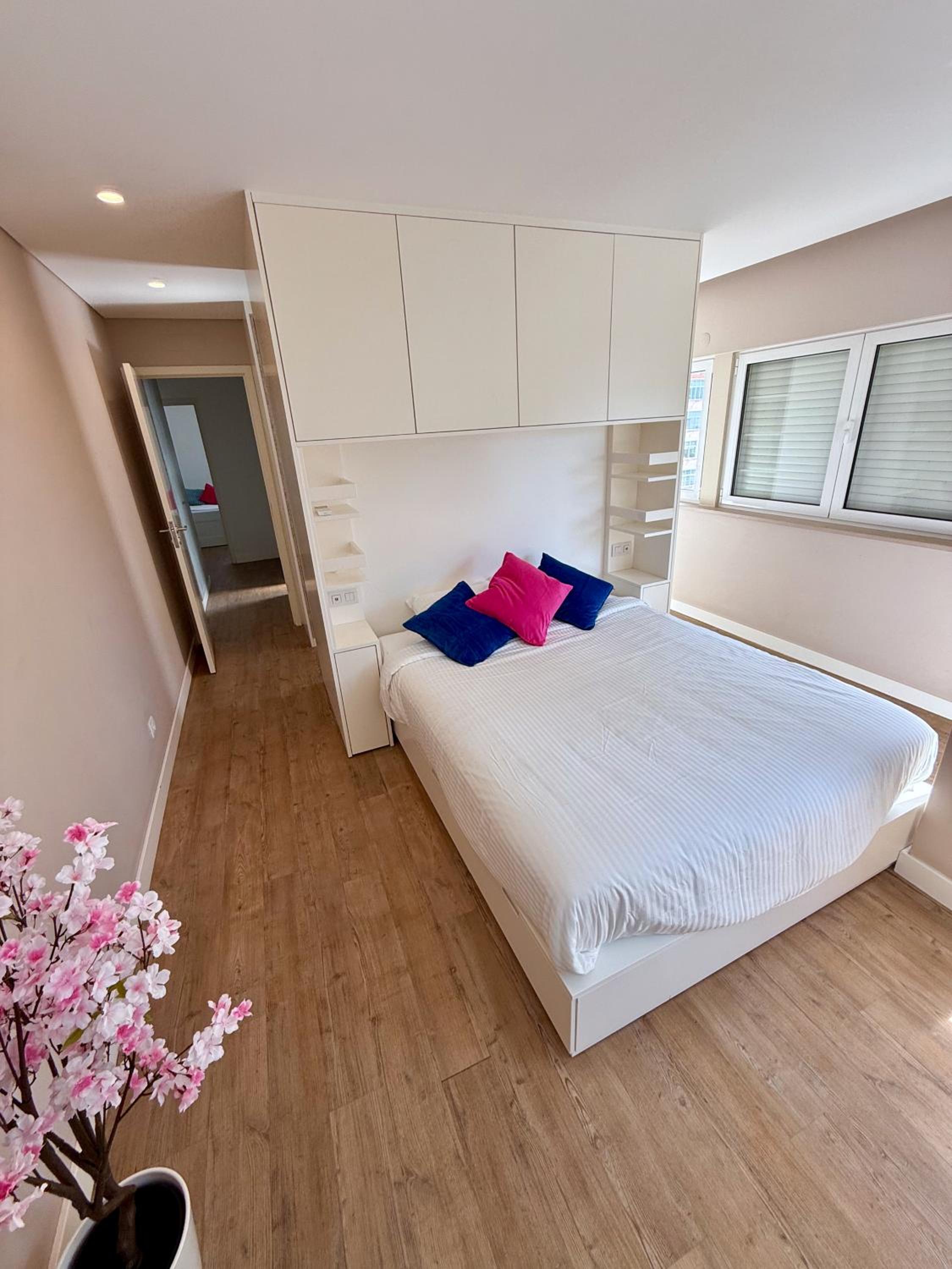 NEW 3 Bedroom Beachfront Apartment