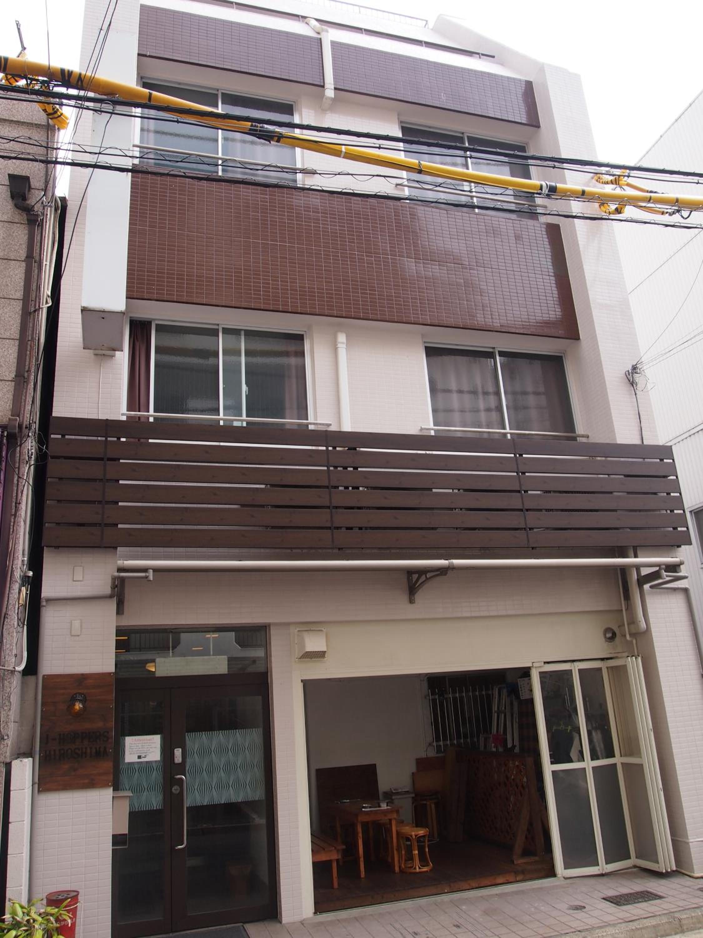 J-Hoppers Hiroshima Guesthouse