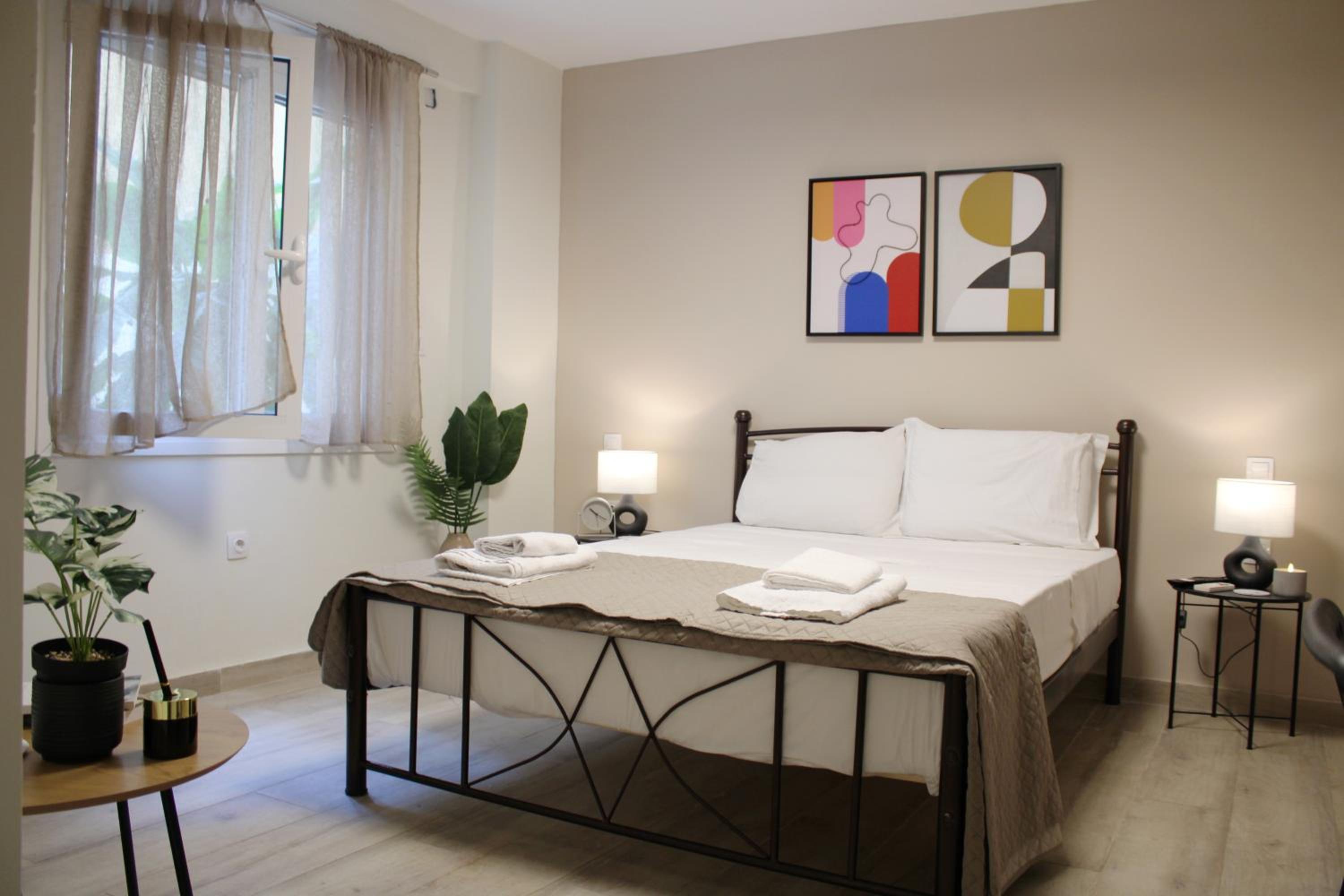 ARIS- King suite on the boulevard