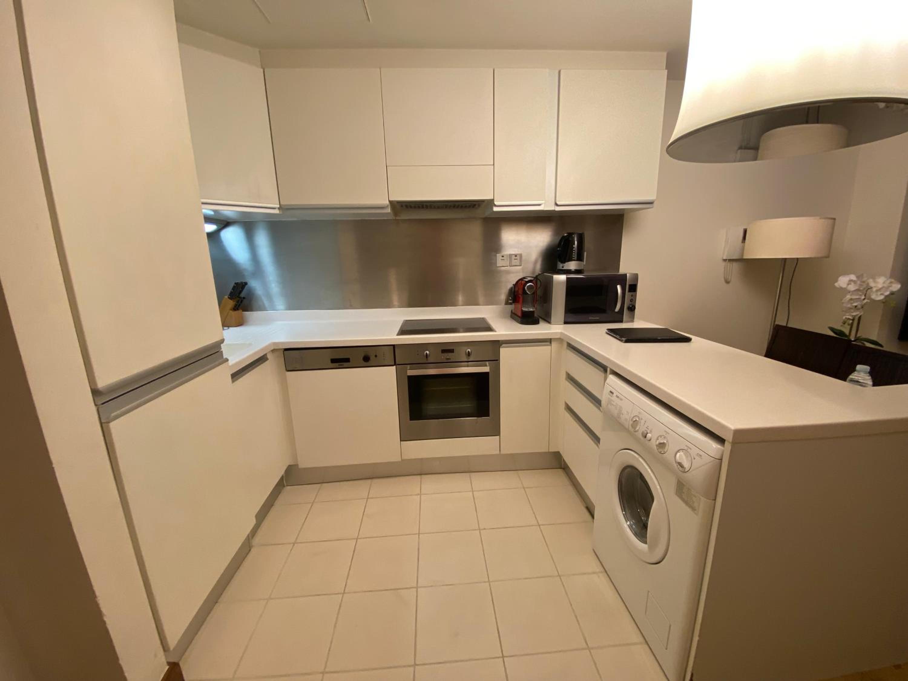 SuperHost EMAAR Residences Fashion Avenue - Former Address Dubai Mall Studio's & 1 BR