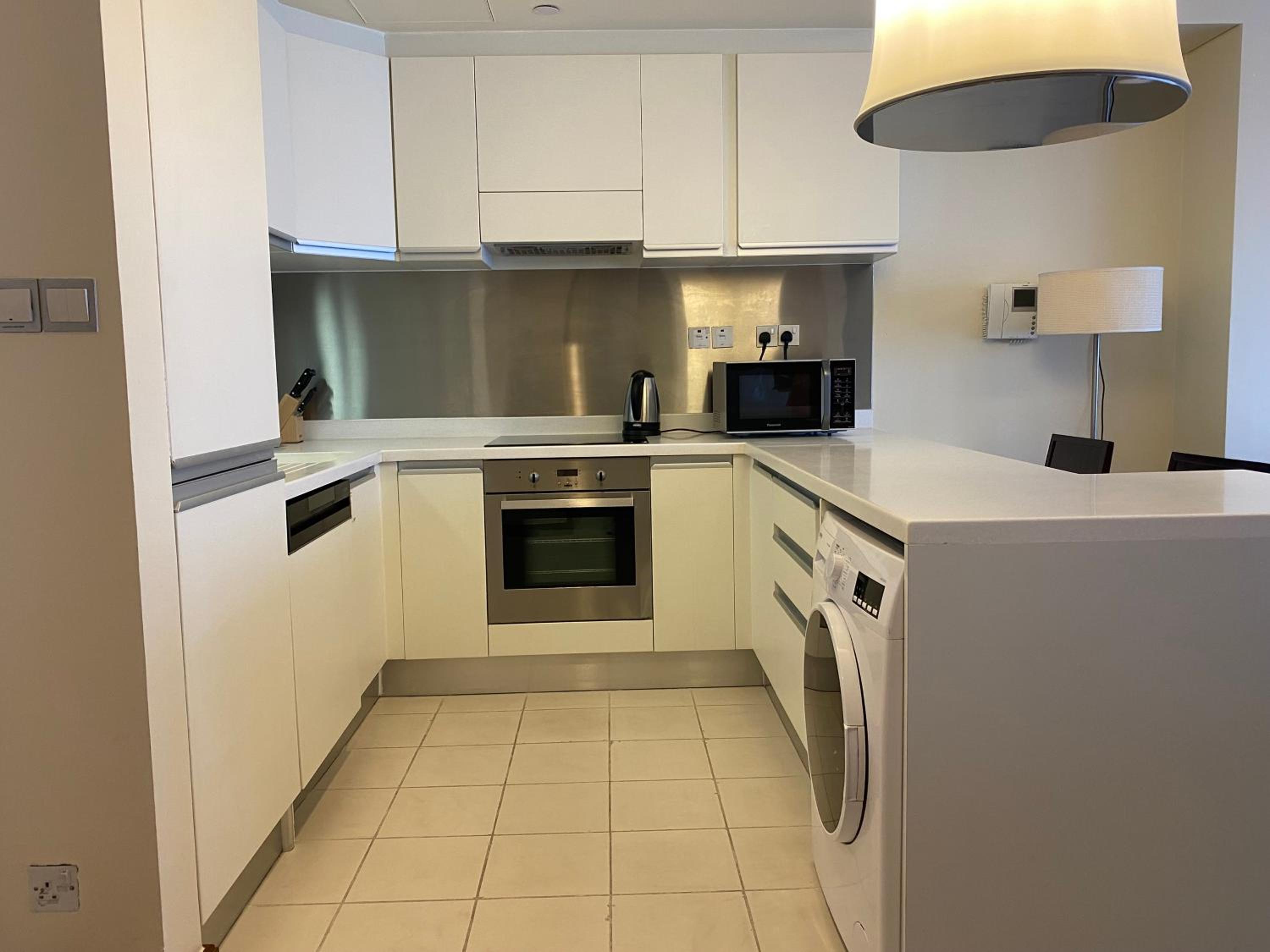 SuperHost EMAAR Residences Fashion Avenue - Former Address Dubai Mall Studio's & 1 BR