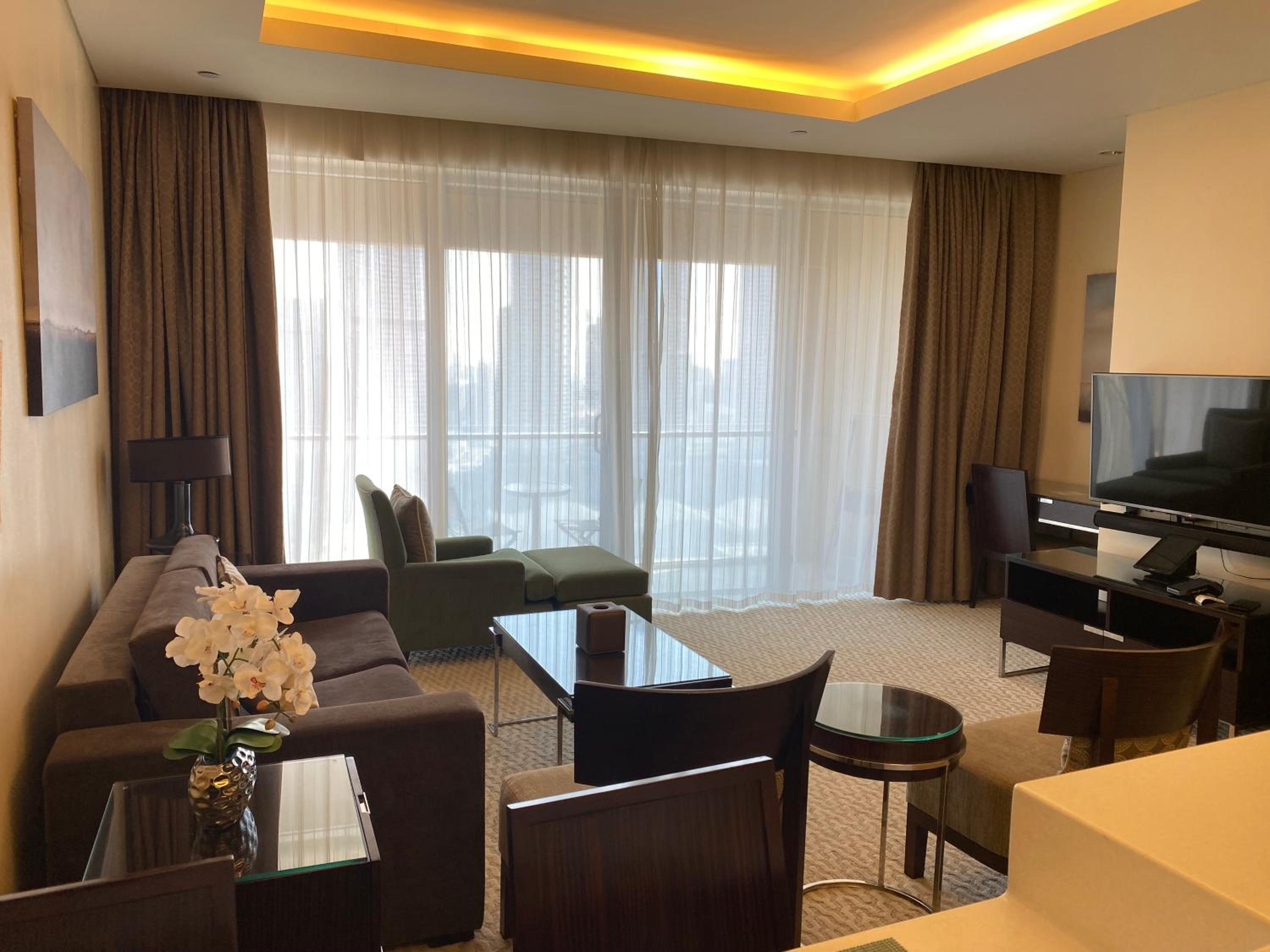 SuperHost EMAAR Residences Fashion Avenue - Former Address Dubai Mall Studio's & 1 BR