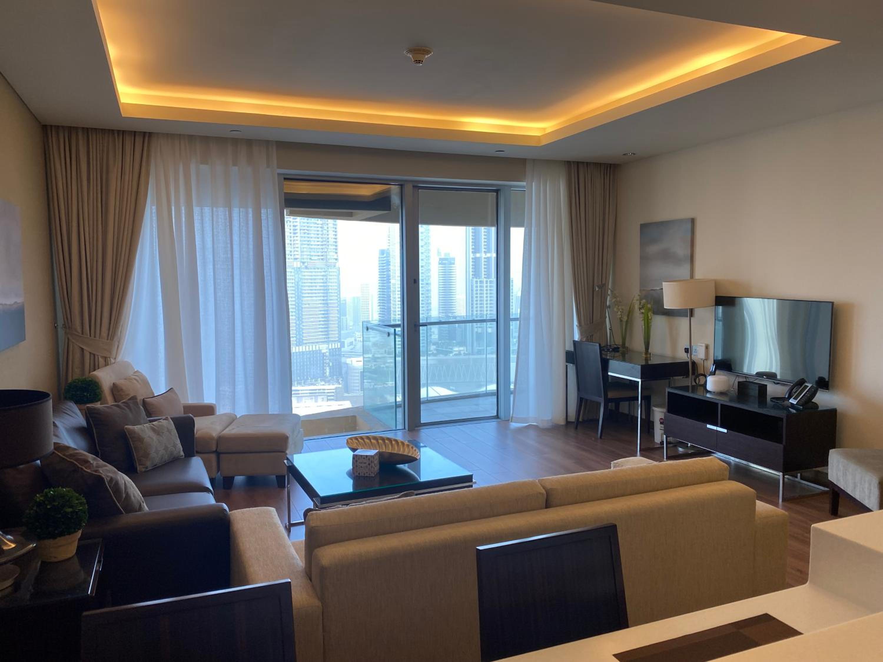 SuperHost EMAAR Residences Fashion Avenue - Former Address Dubai Mall Studio's & 1 BR