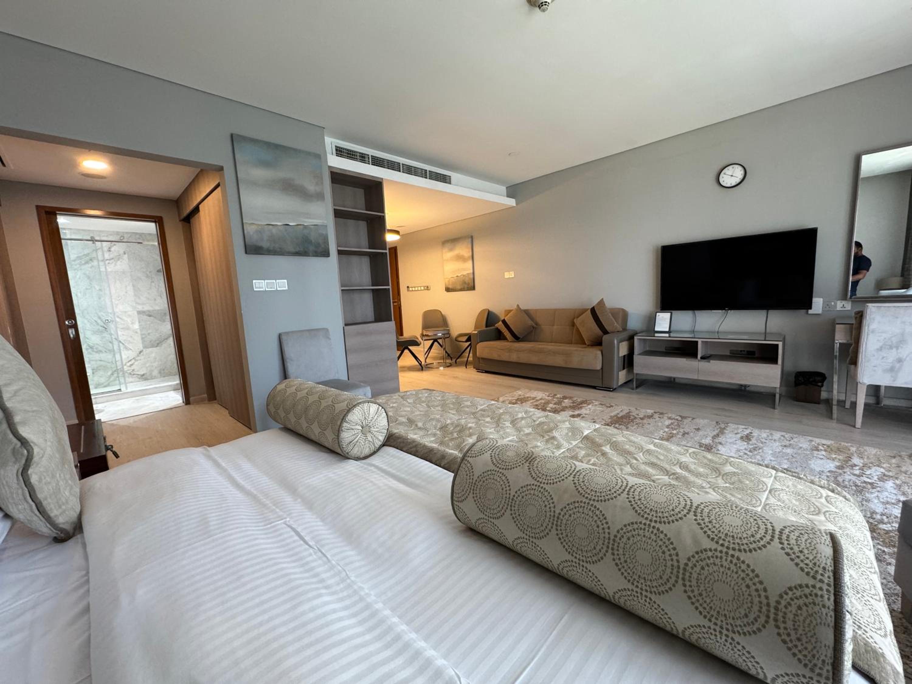 SuperHost EMAAR Residences Fashion Avenue - Former Address Dubai Mall Studio's & 1 BR