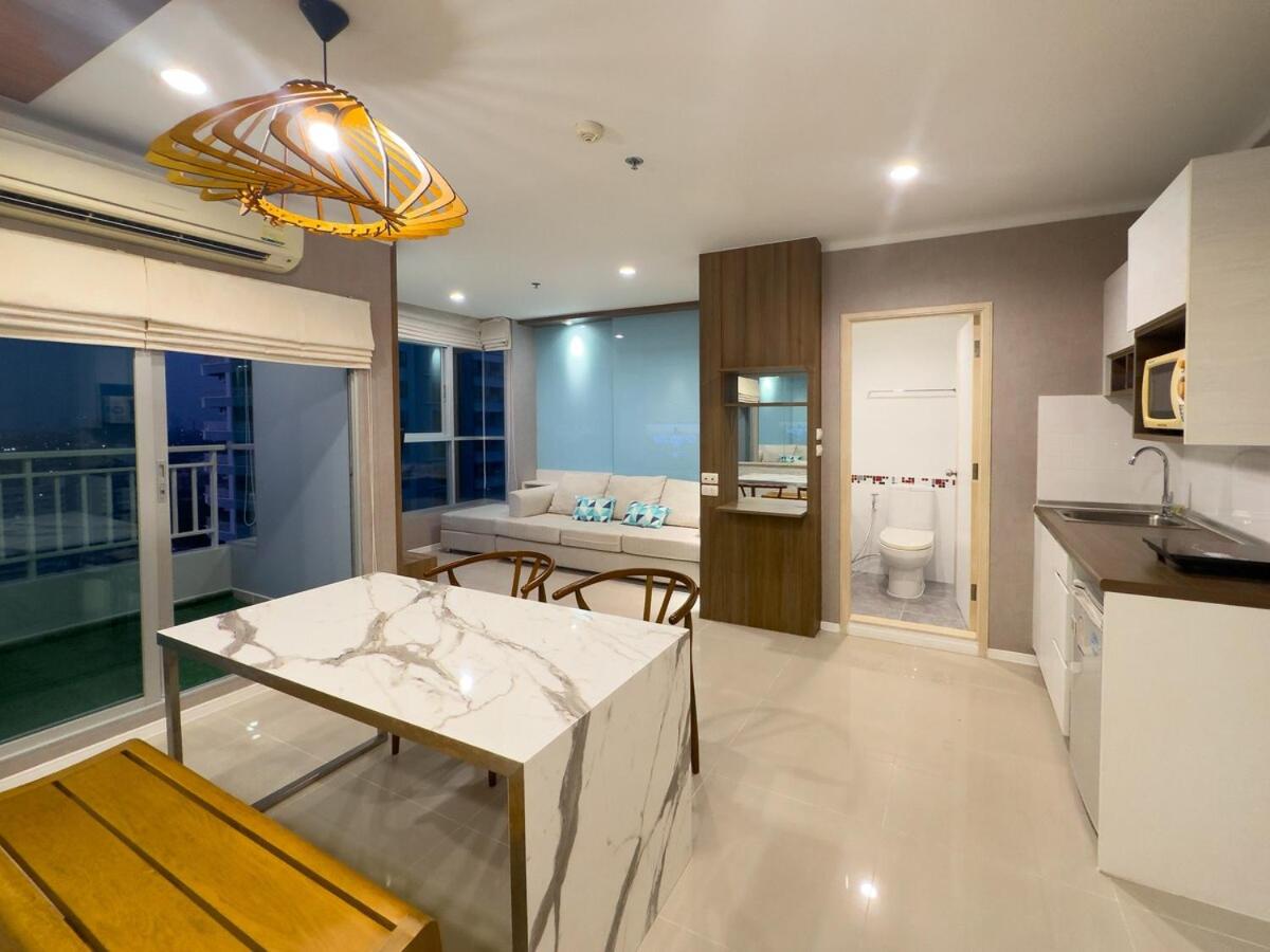Lumpini Park Beach 2BR Seaview Room 78 sqm