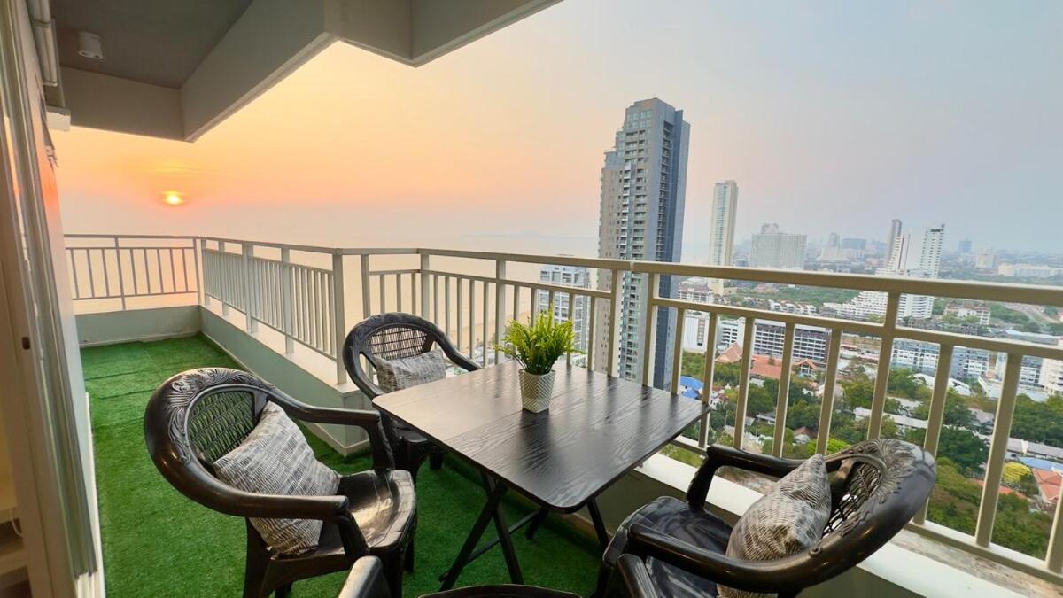 Lumpini Park Beach 2BR Seaview Room 78 sqm