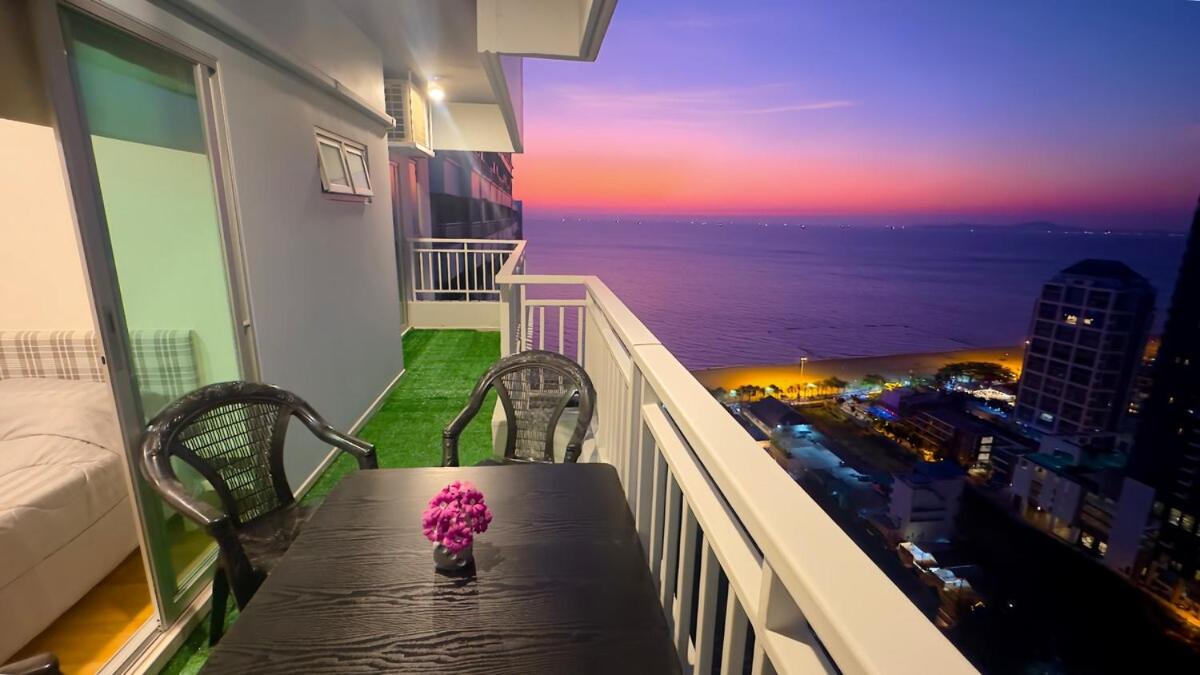 Lumpini Park Beach 2BR Seaview Room 78 sqm