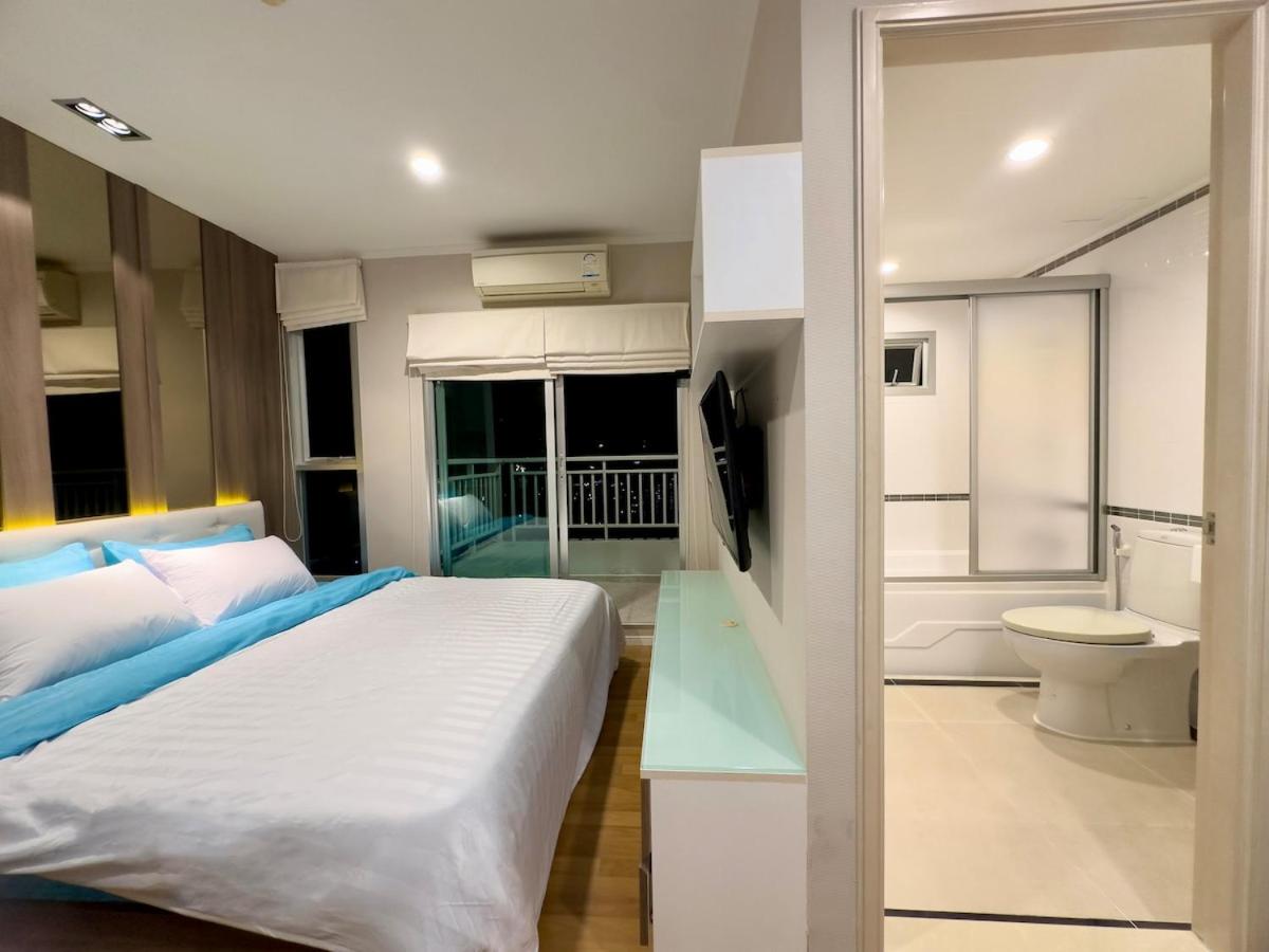 Lumpini Park Beach 2BR Seaview Room 78 sqm