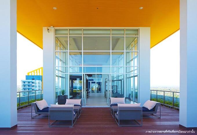 Lumpini Park Beach 2BR Seaview Room 78 sqm