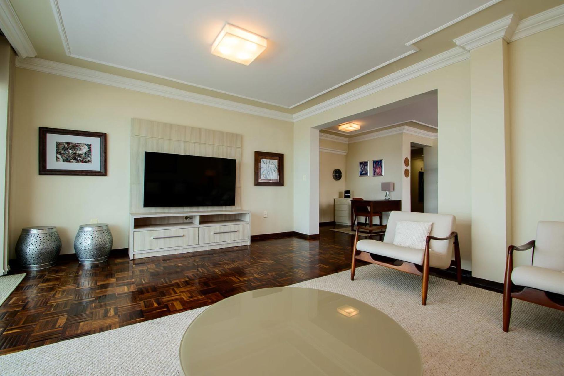 Cobertura Luxuosa na Av. Atlântica Bc GC4246