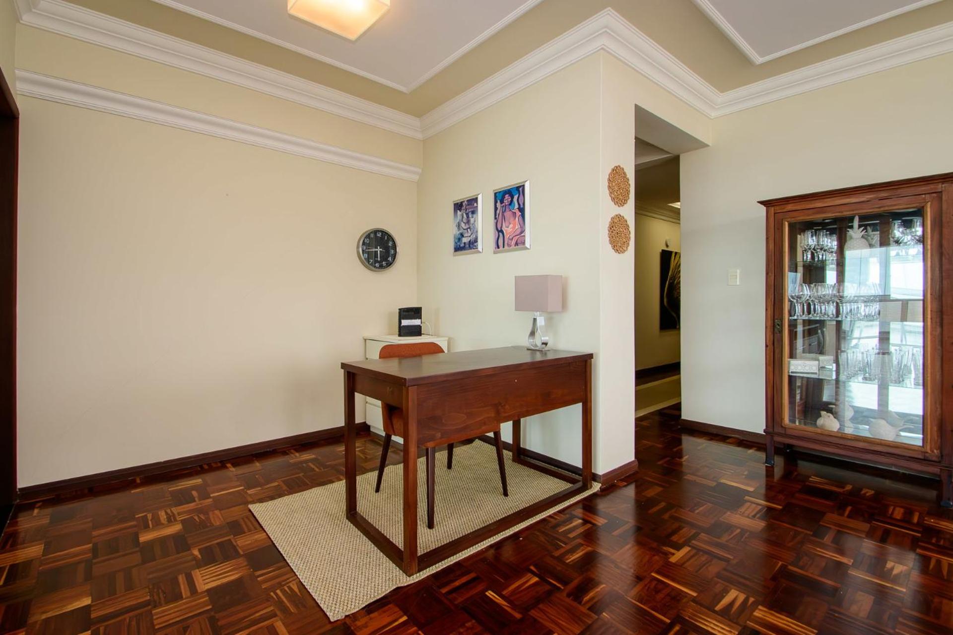 Cobertura Luxuosa na Av. Atlântica Bc GC4246