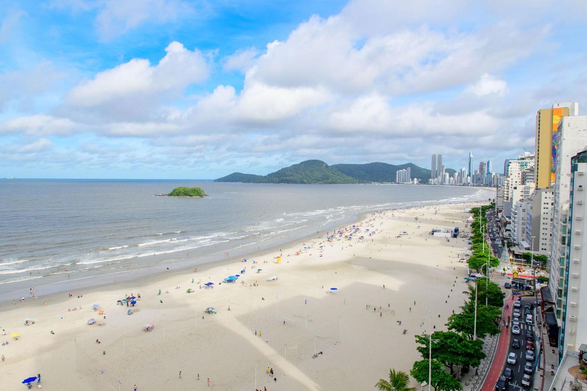 Cobertura Luxuosa na Av. Atlântica Bc GC4246