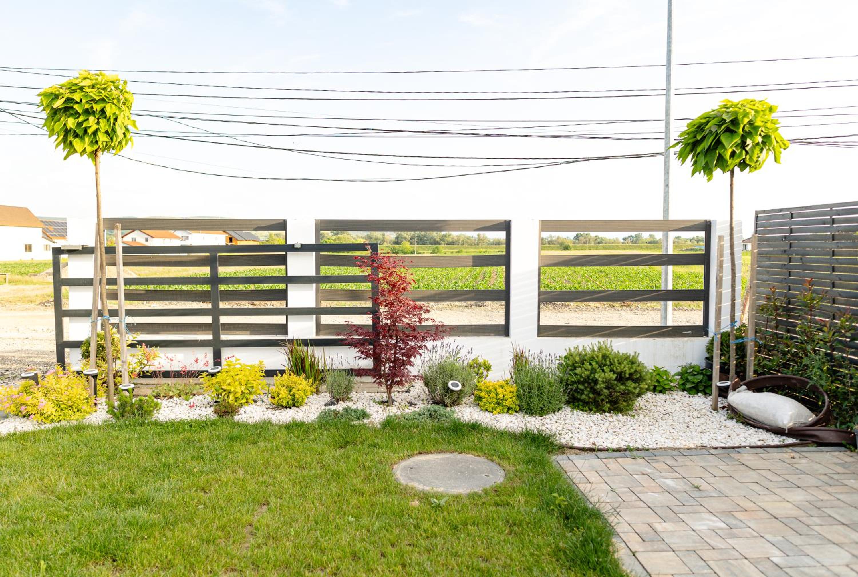 Amavi Homes With Garden