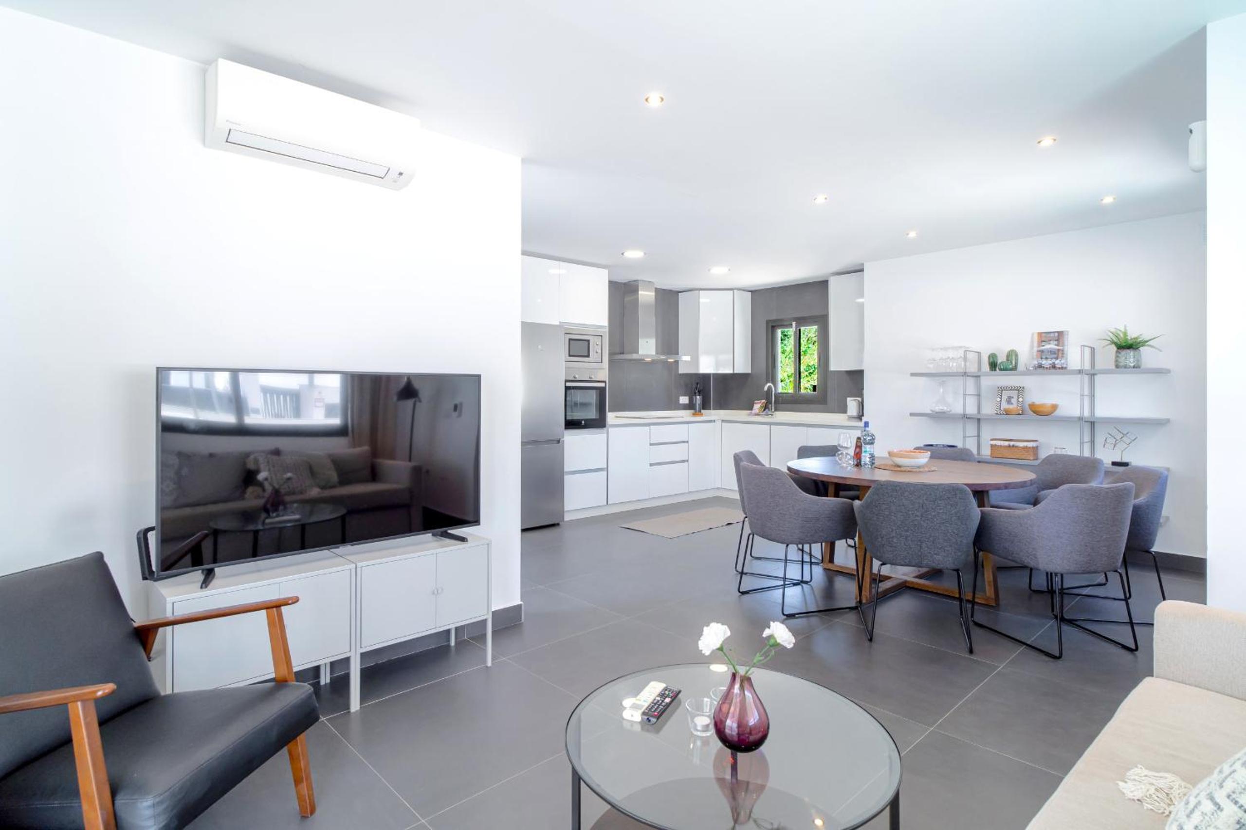 Villa Romeral Premium by Casasol