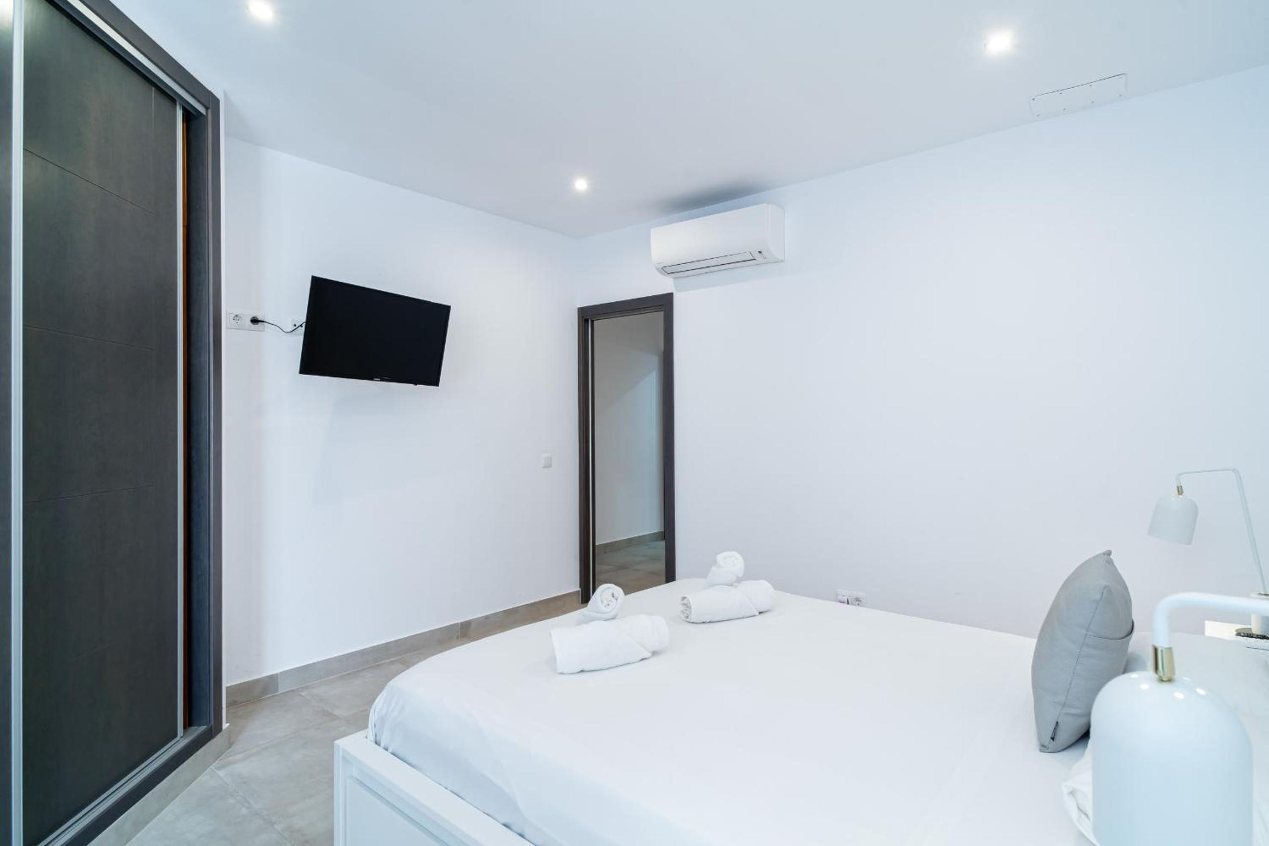 Villa Romeral Premium by Casasol