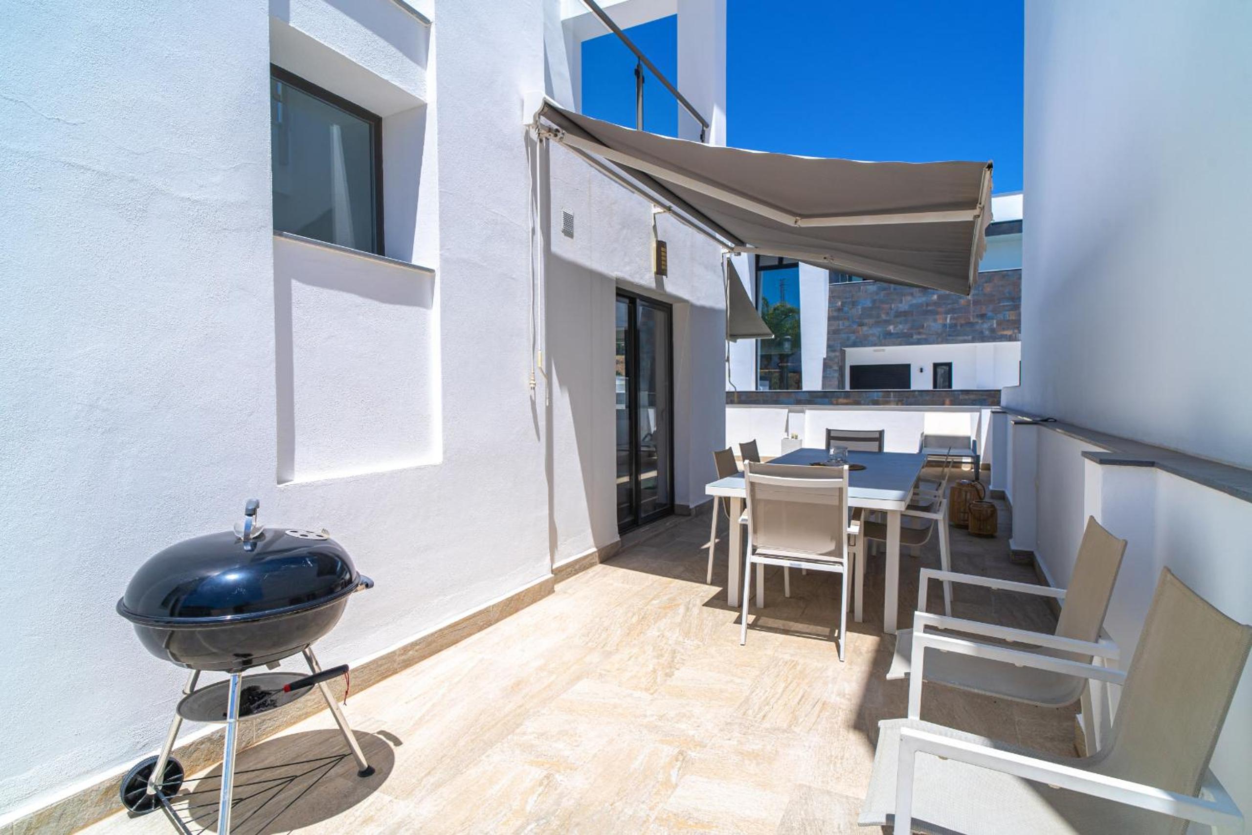 Villa Romeral Premium by Casasol