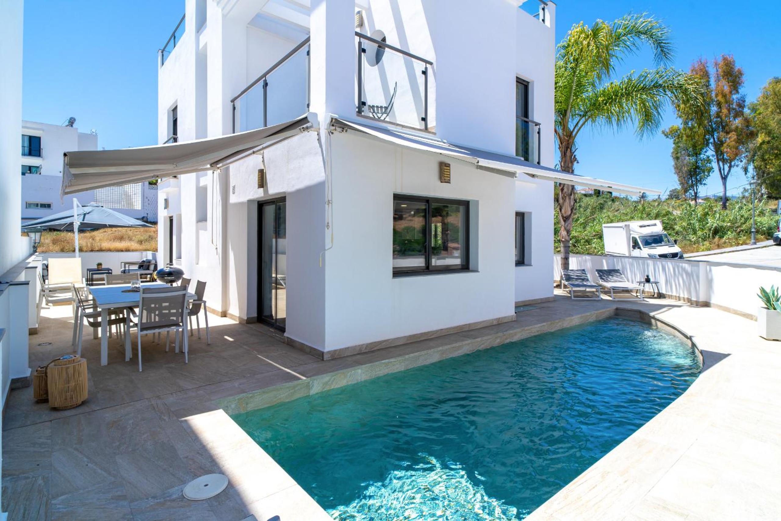 Villa Romeral Premium by Casasol