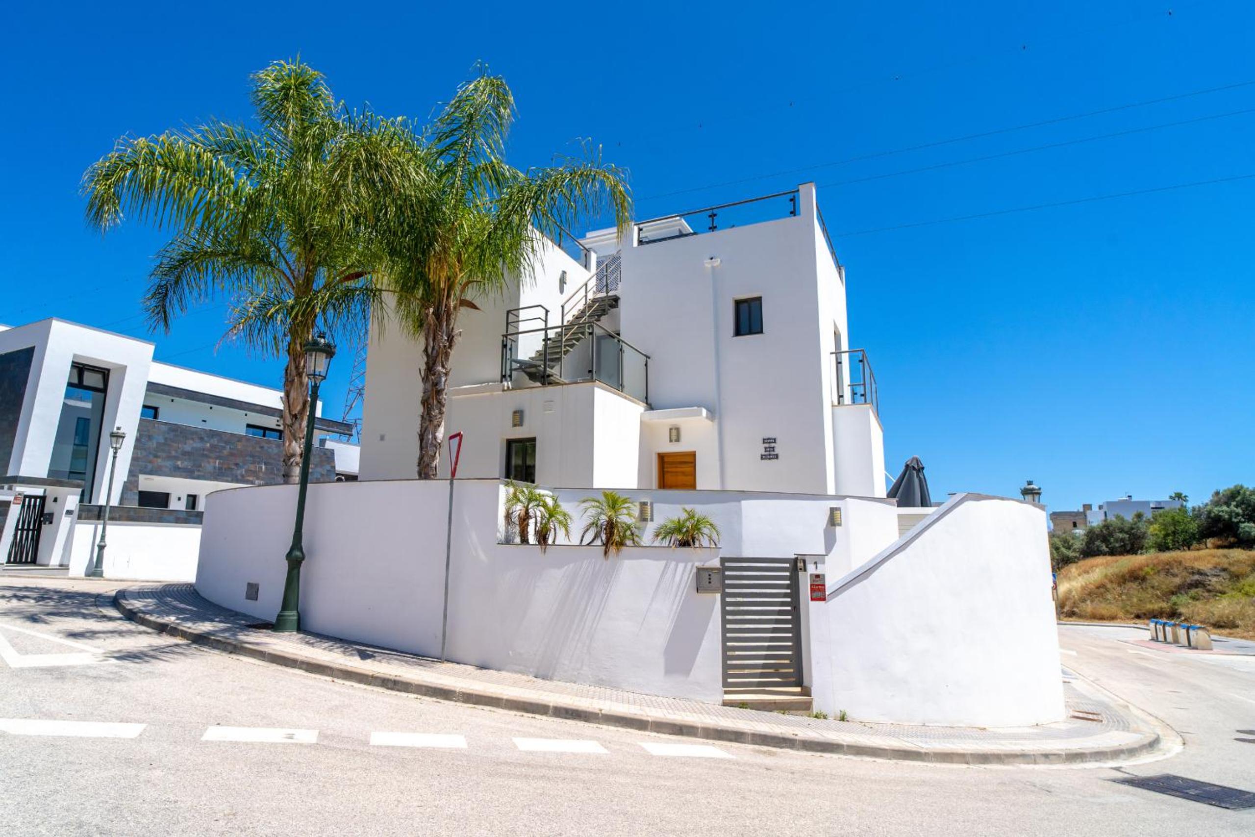 Villa Romeral Premium by Casasol